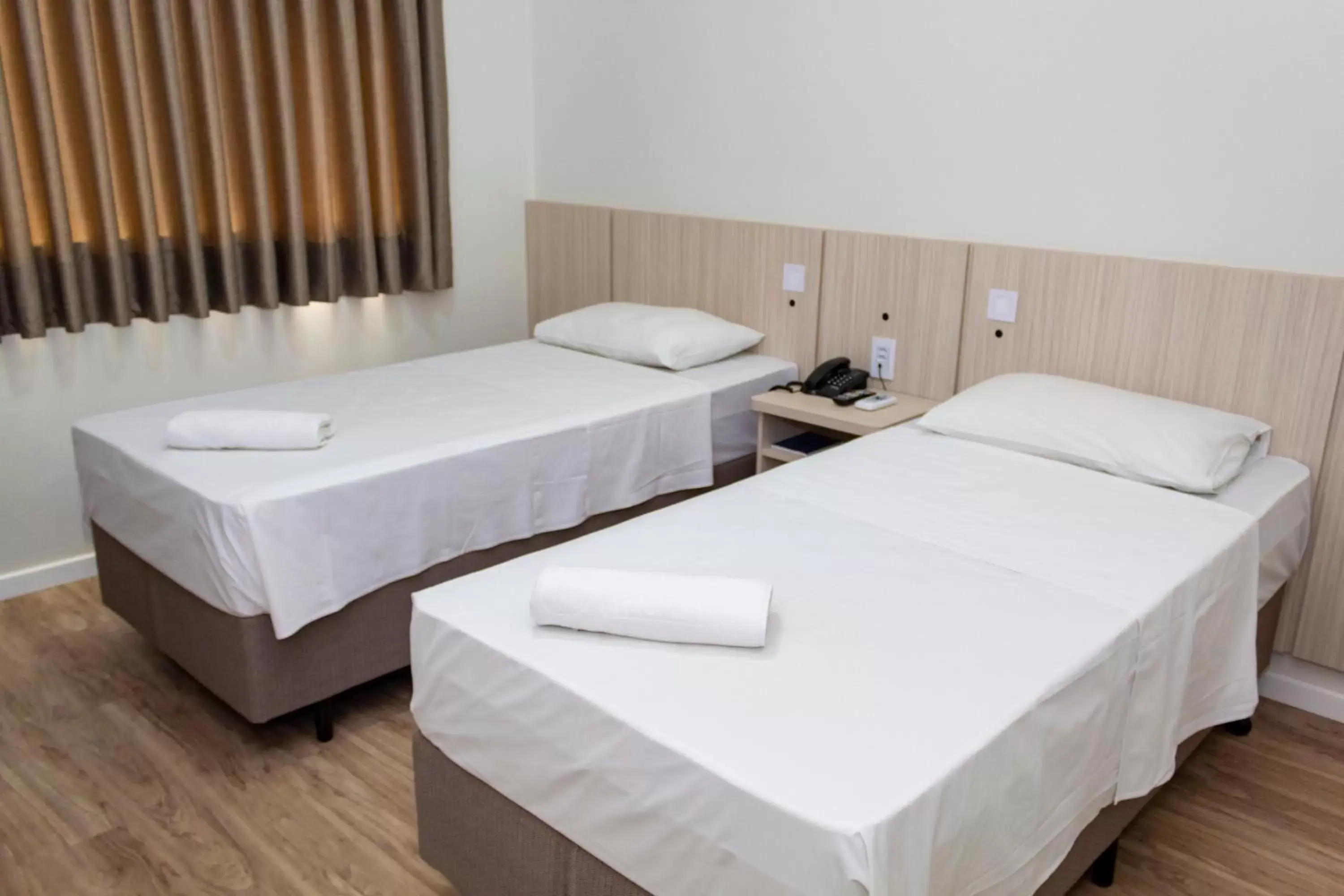 Bedroom, Bed in Hotel Vitoria - Itajaí Bedroom, Bed in Hotel Vitoria - Itajaí