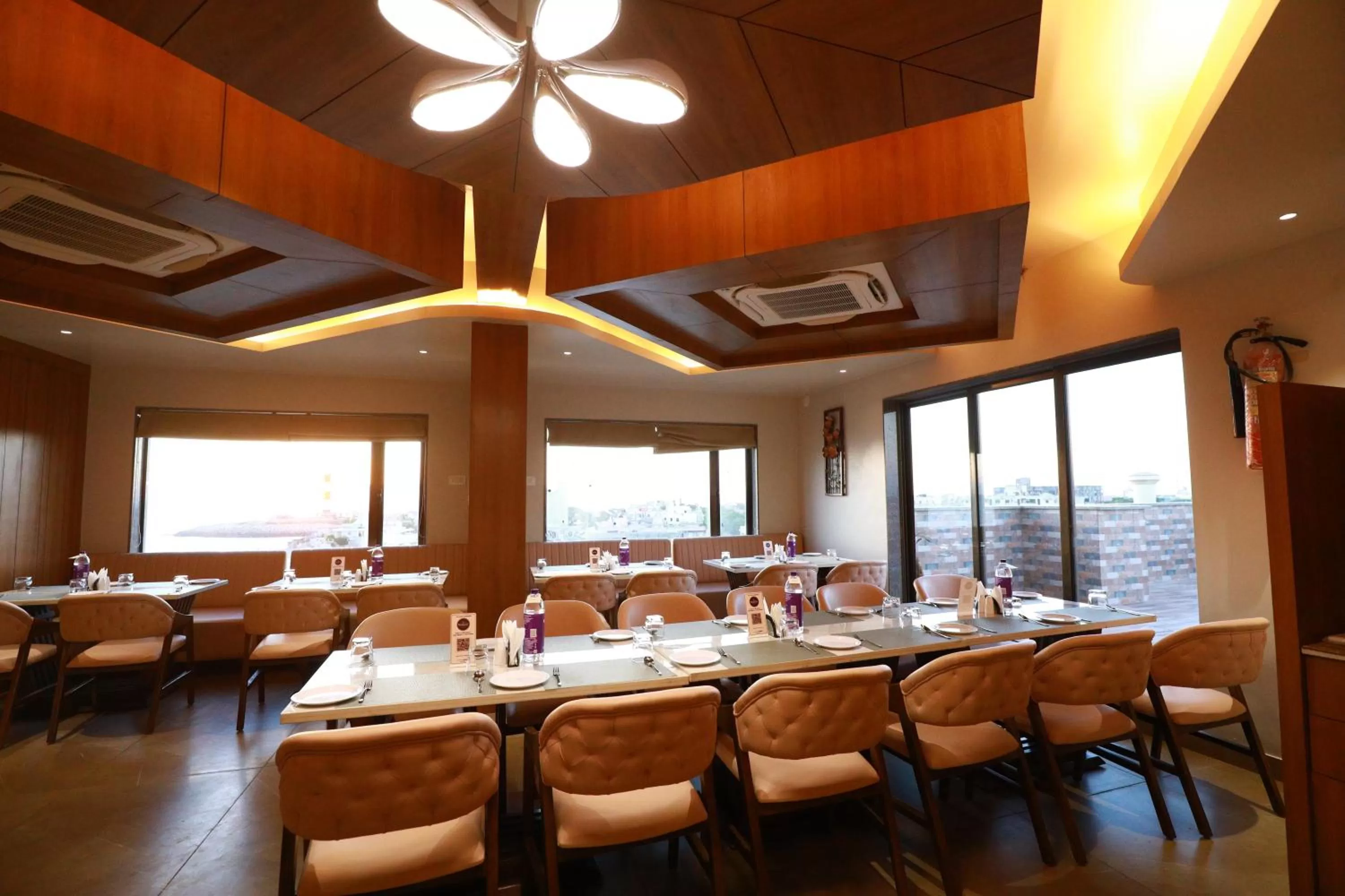 Restaurant/places to eat in HOTEL THE GRANDLADHUKARA