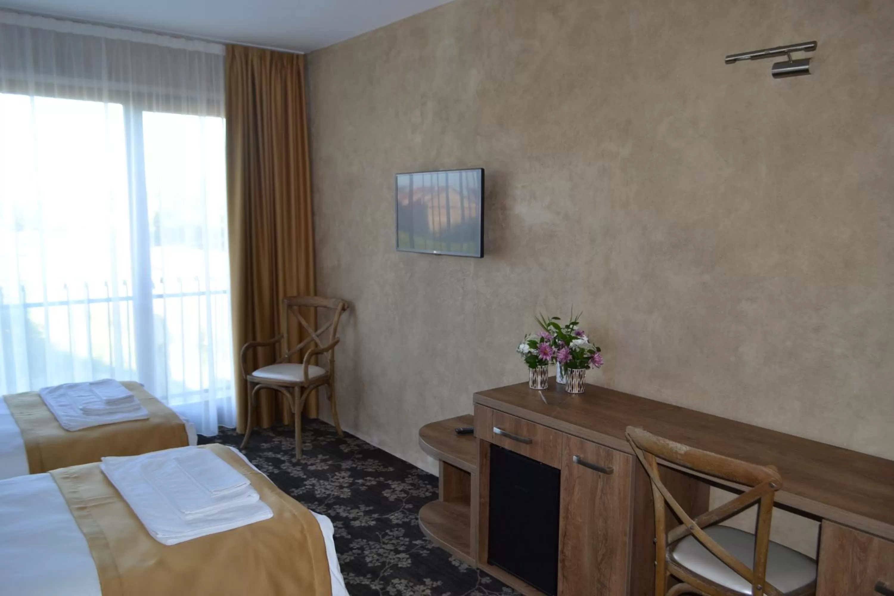 TV and multimedia, Bed in Garni Hotel Chicha - Winery ŠKRBIĆ