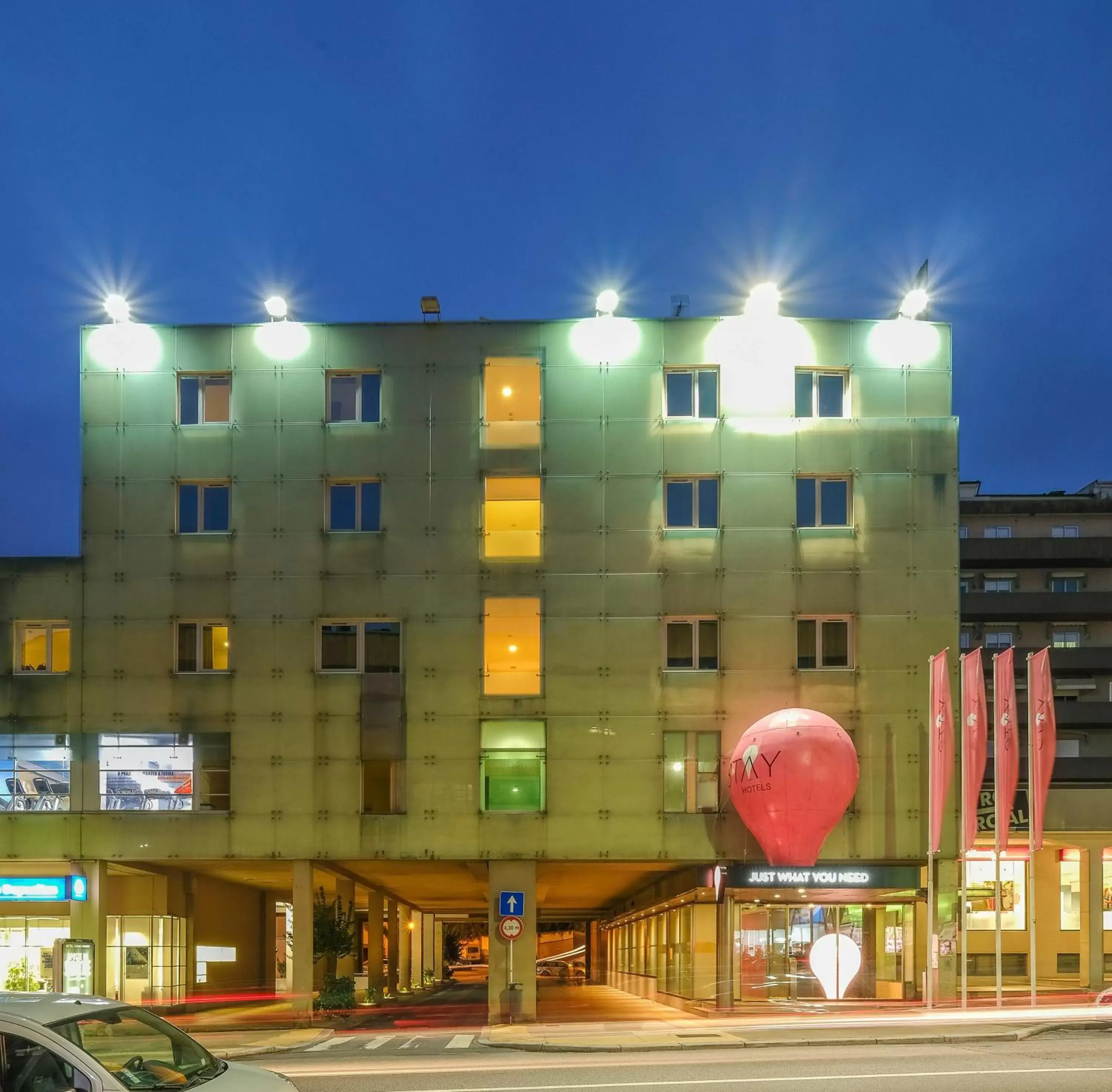 Property Building in Stay Hotel Guimarães Centro