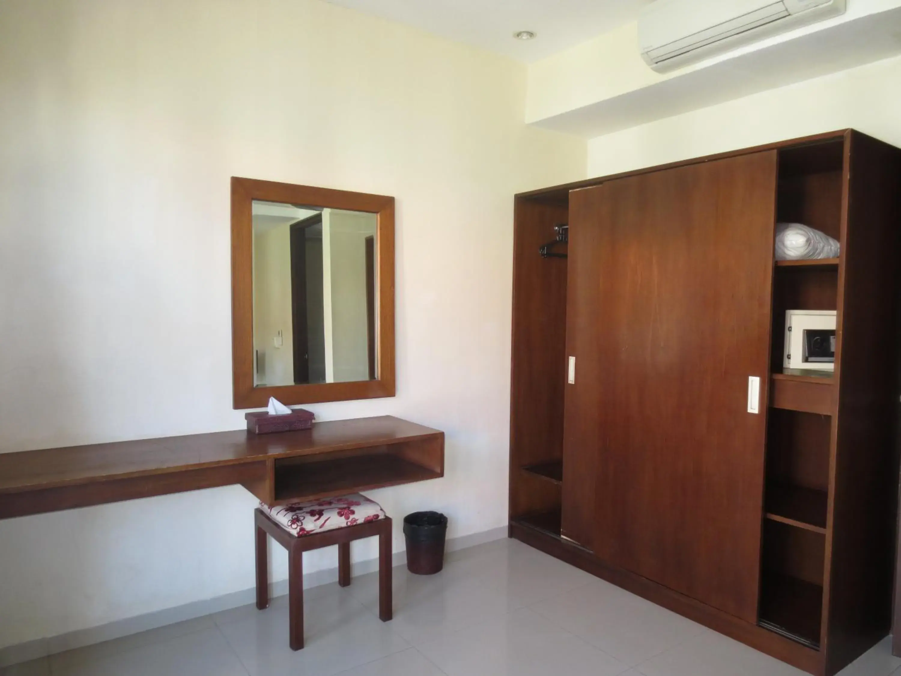 Bedroom, Seating Area in Seminyak TownHouse