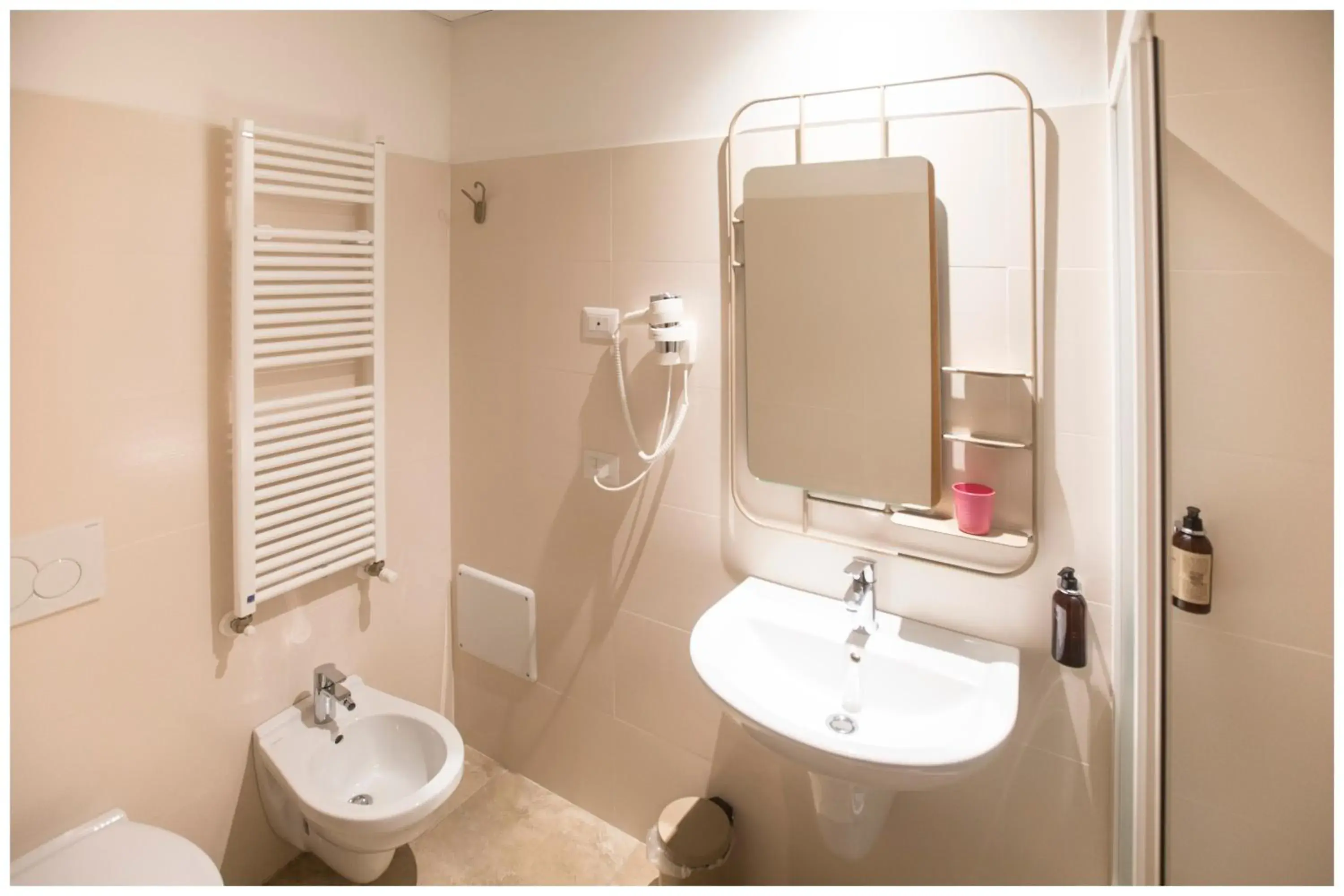 Shower, Bathroom in Santa Teresa House