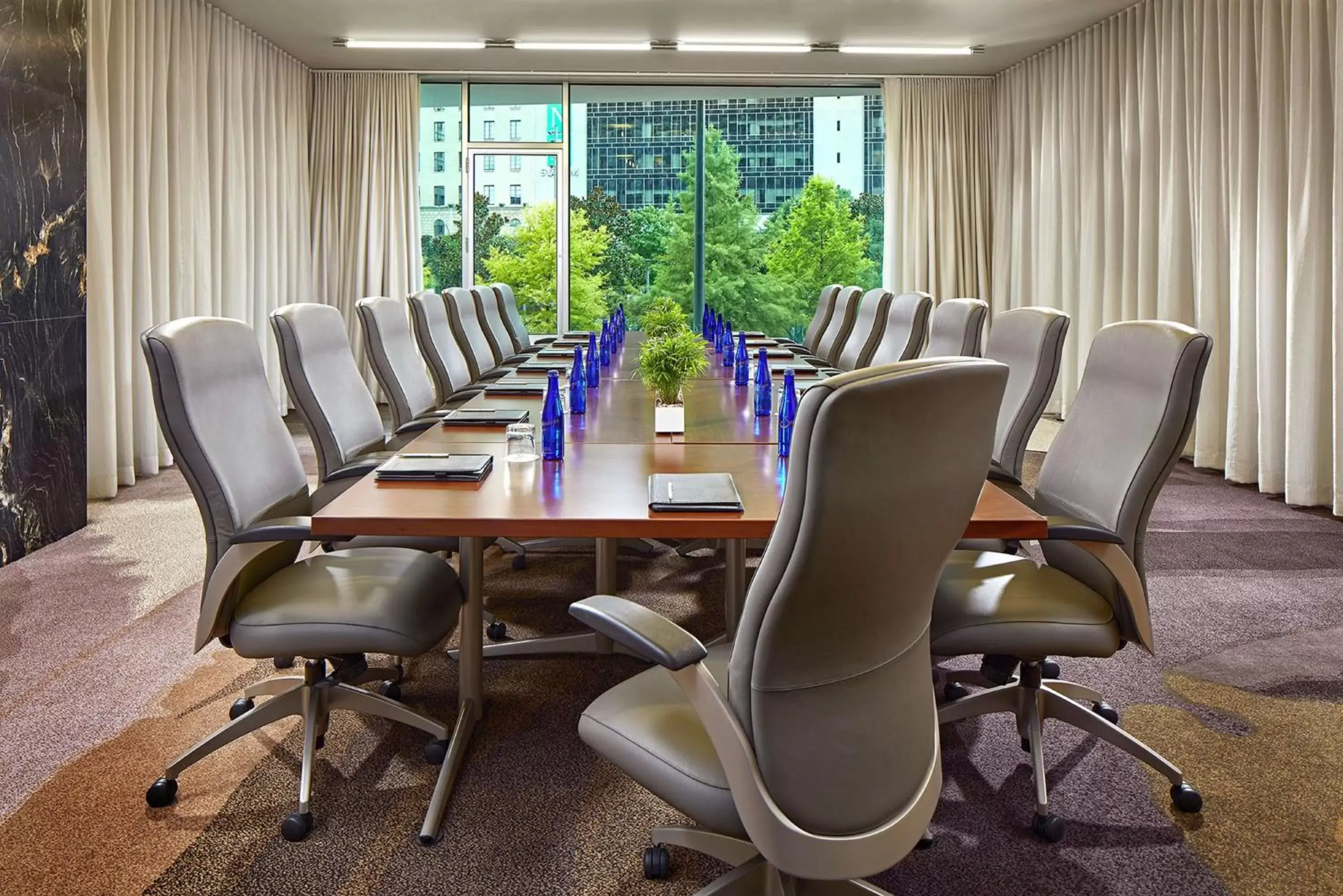 Meeting/conference room, Business Area/Conference Room in The Statler Dallas, Curio Collection By Hilton