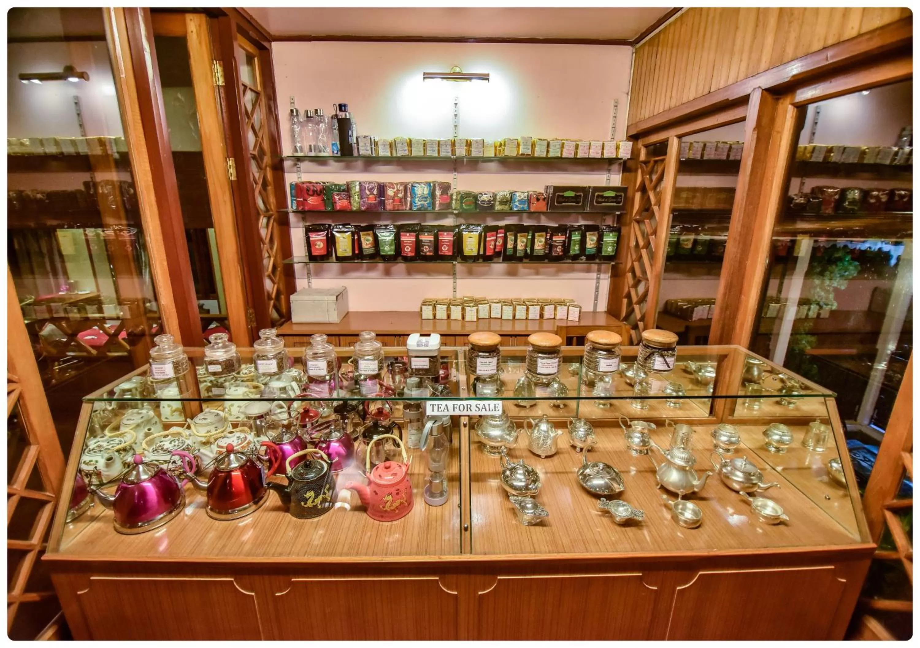 Coffee/tea facilities in Cedar Inn