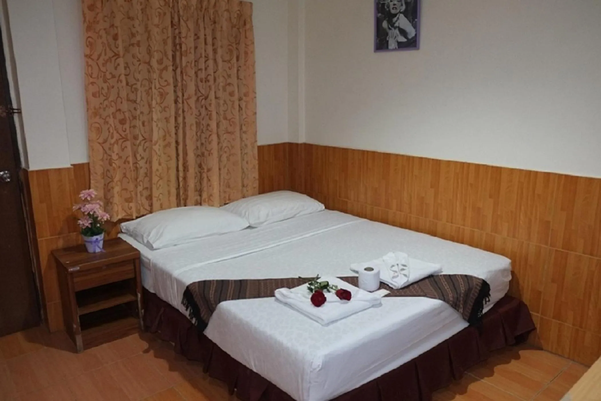 Photo of the whole room, Bed in The Siam Guest House - SHA Extra Plus