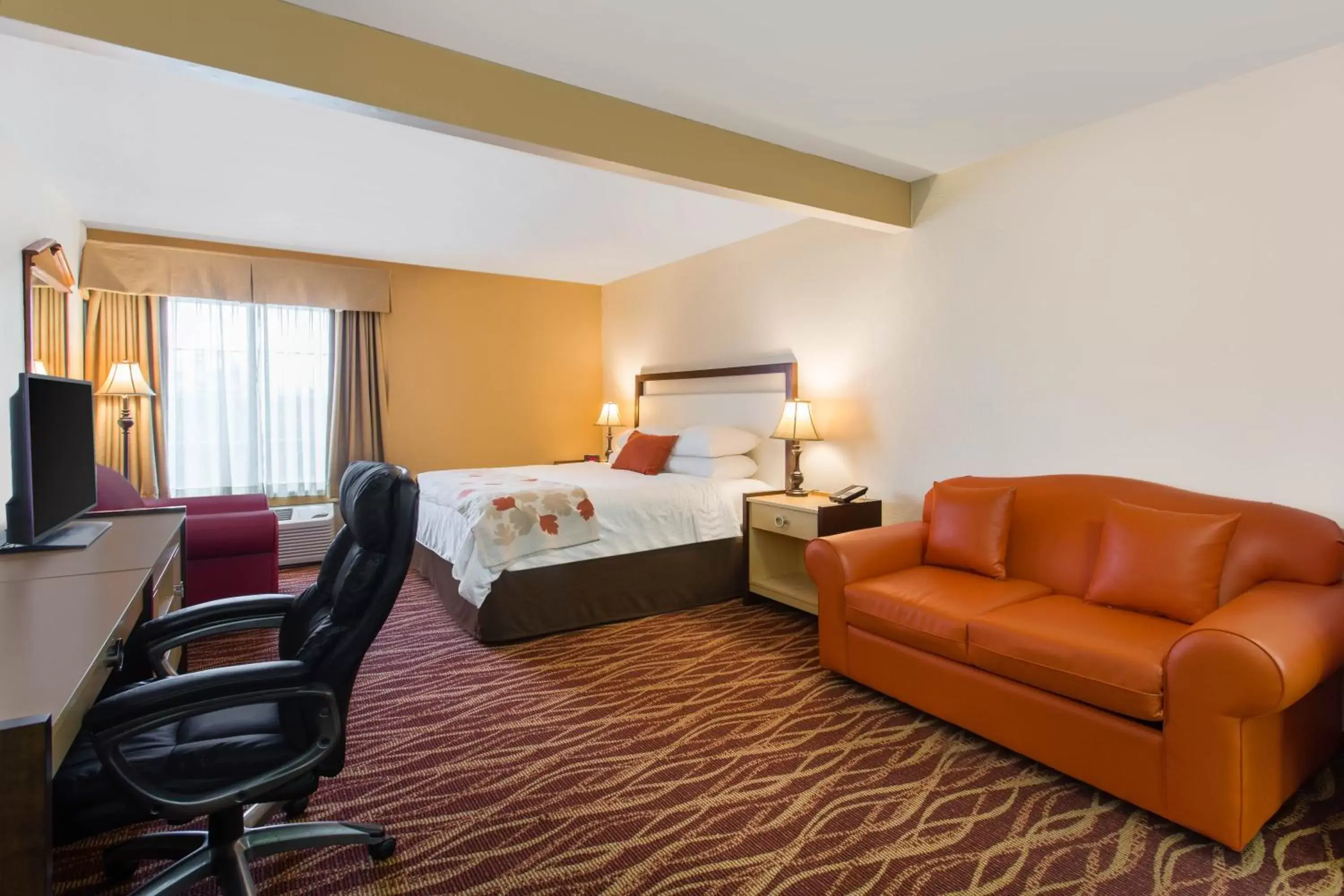 Photo of the whole room, Bed in Hawthorn Suites by Wyndham Allentown-Fogelsville Photo of the whole room, Bed in Hawthorn Suites by Wyndham Allentown-Fogelsville