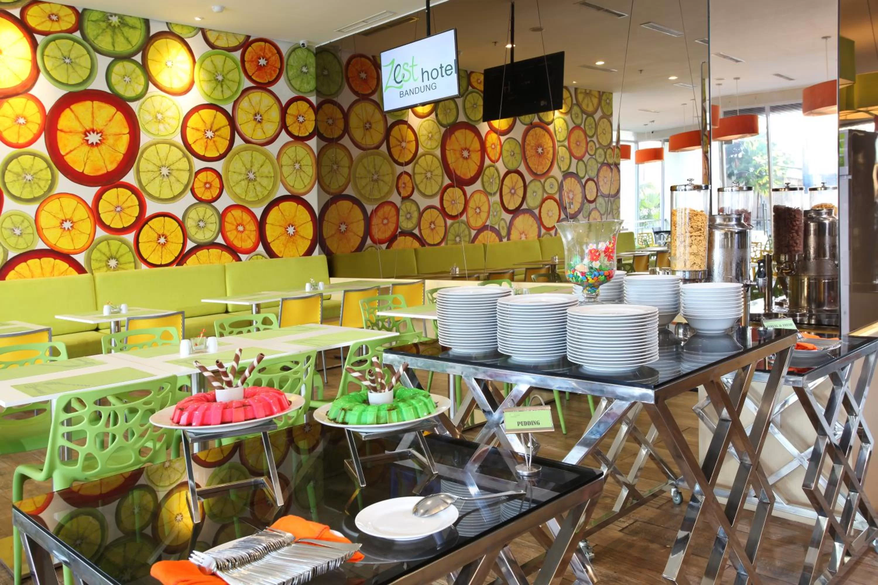 Restaurant/places to eat in Zest Sukajadi Bandung by Swiss-Belhotel International