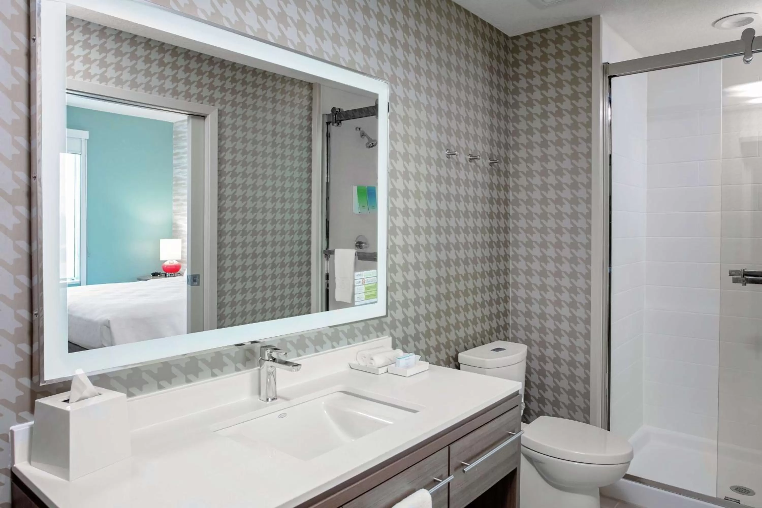Bathroom in Home2 Suites By Hilton Sugar Land Rosenberg