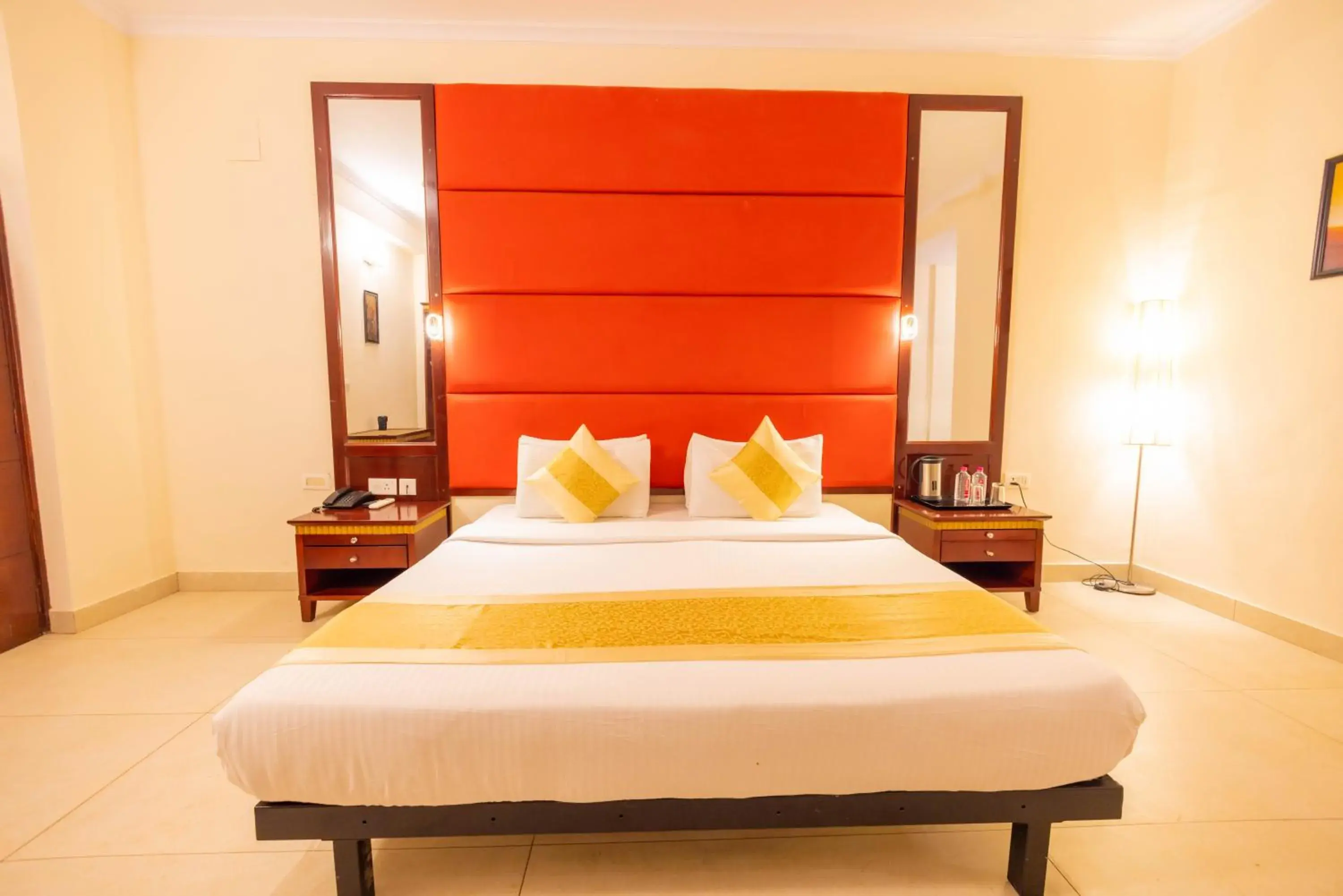 Bed in Hotel Clarks Inn Jaipur, Banipark Bed in Hotel Clarks Inn Jaipur, Banipark