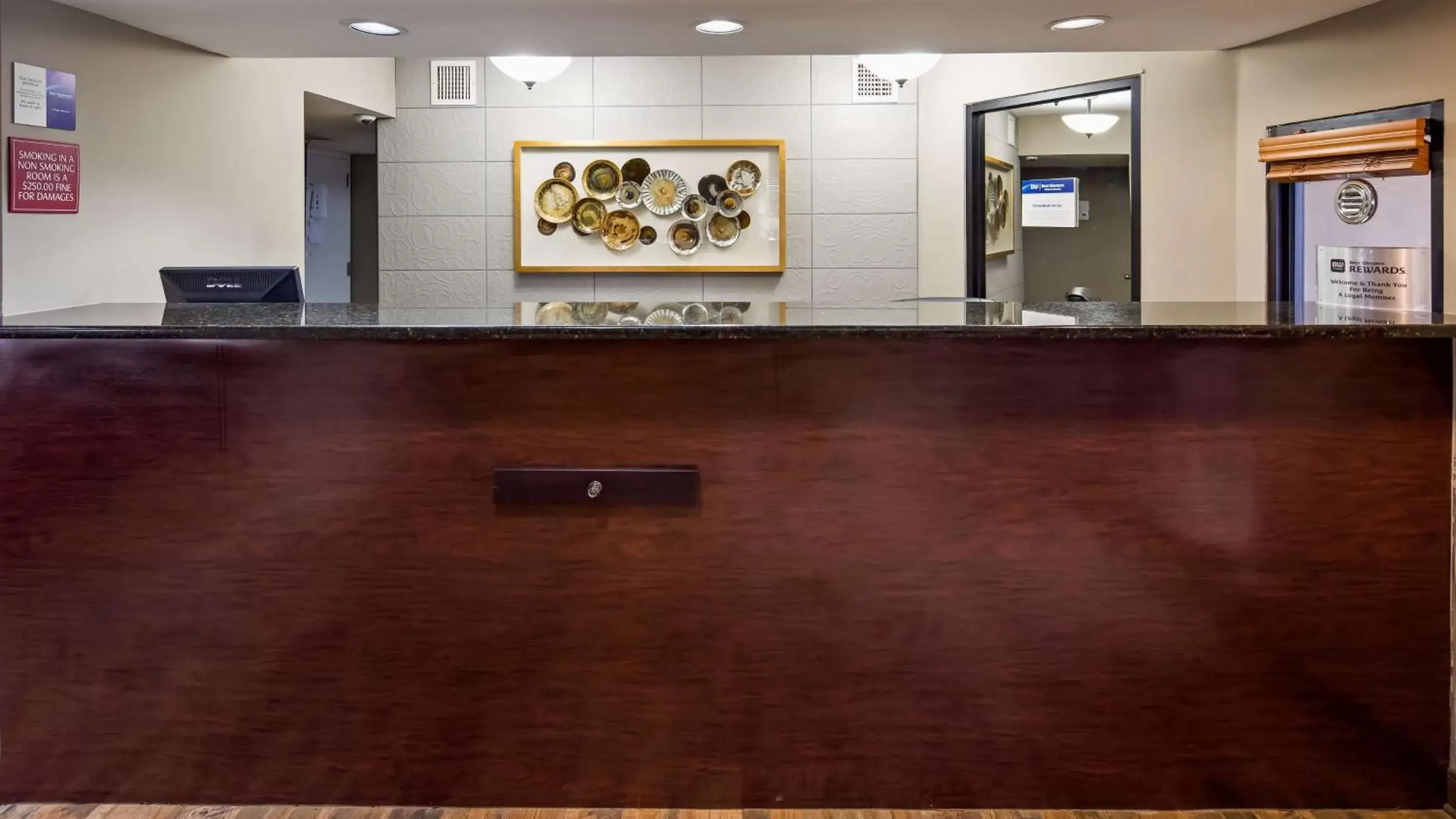 Lobby or reception, Lobby/Reception in Best Western Shenandoah Inn