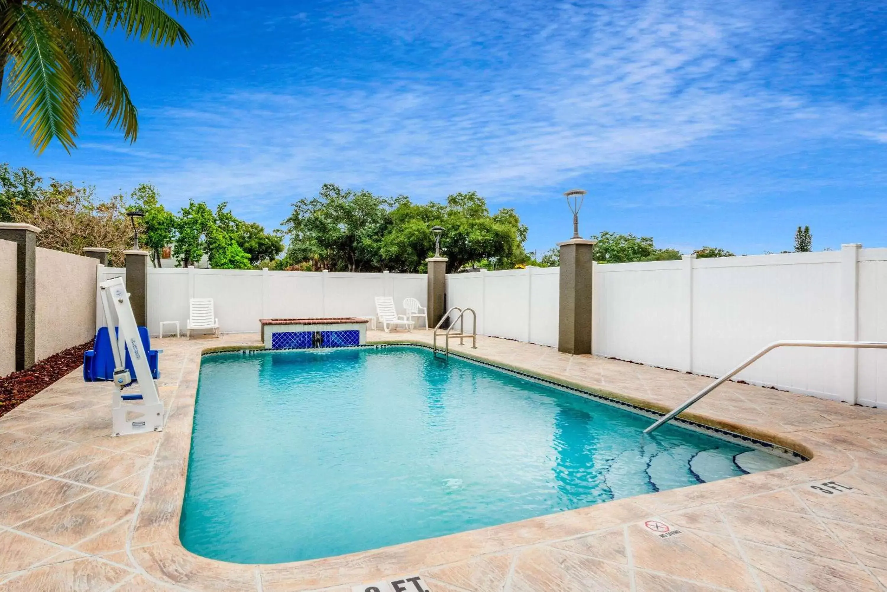 On site, Swimming Pool in La Quinta by Wyndham St. Petersburg Northeast *Newly Renovated