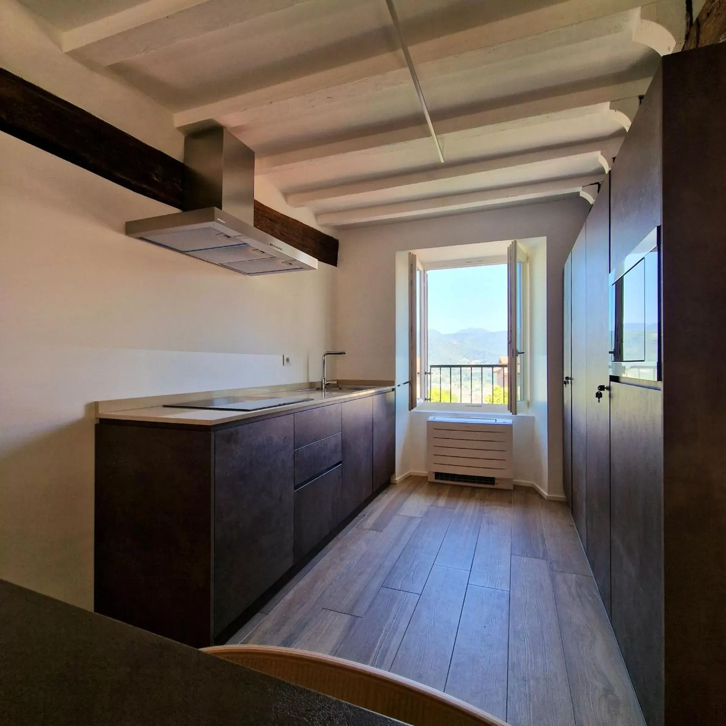 Mountain view, Kitchen/Kitchenette in Locanda Mimmo