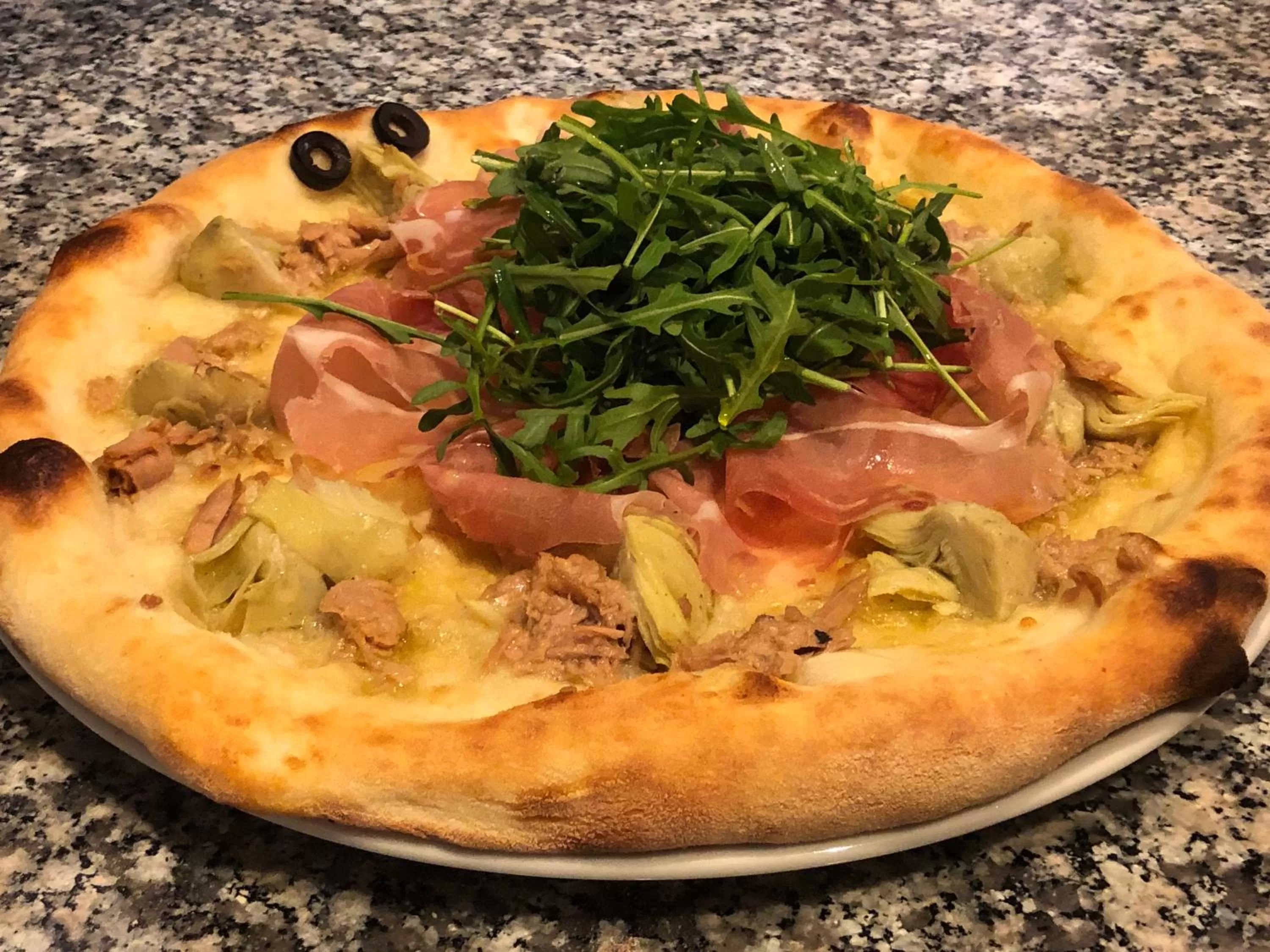 Food and drinks, Food in WELLNESS ART & WINE CAREN