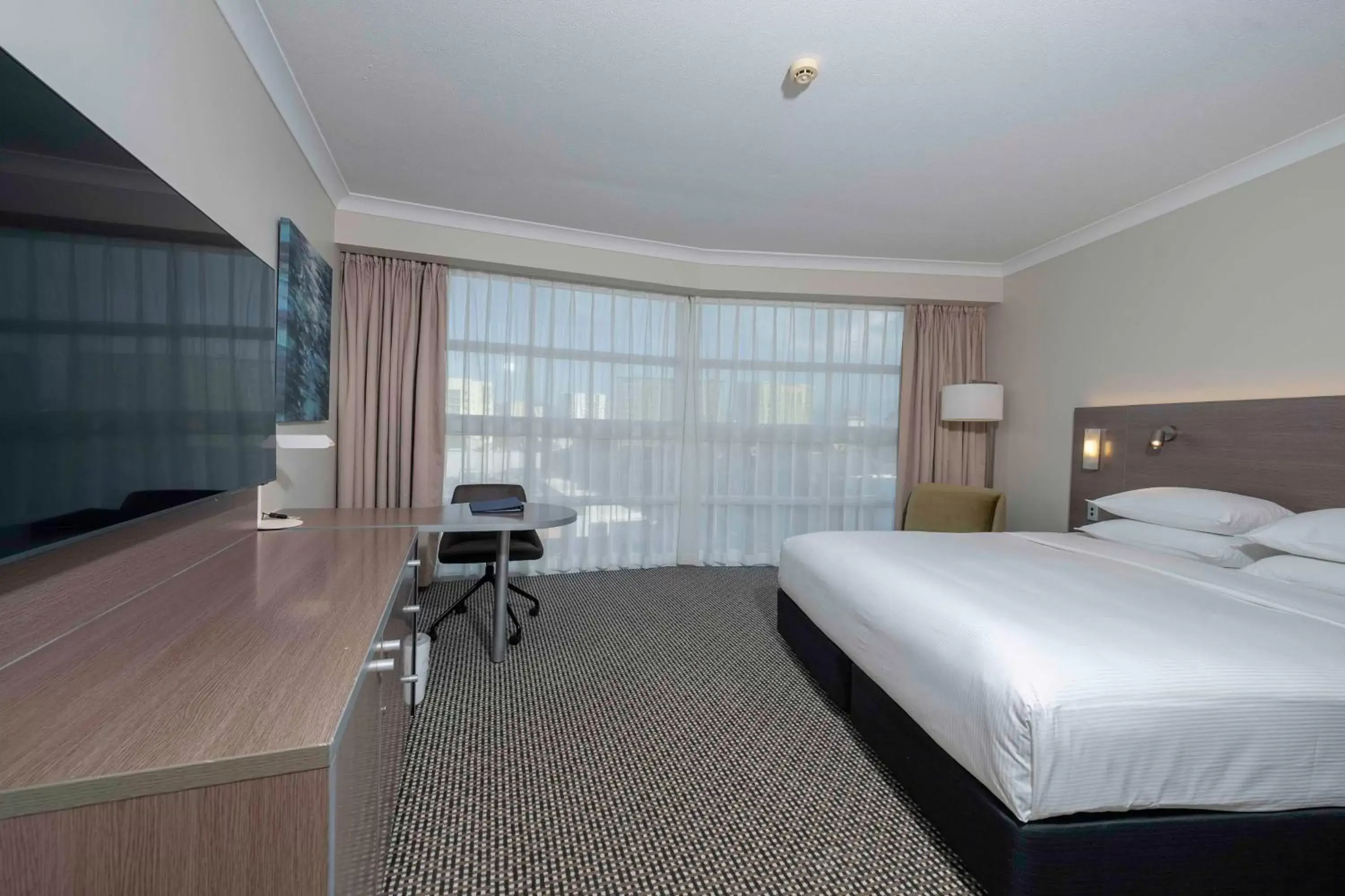 Bedroom in DoubleTree by Hilton Cairns