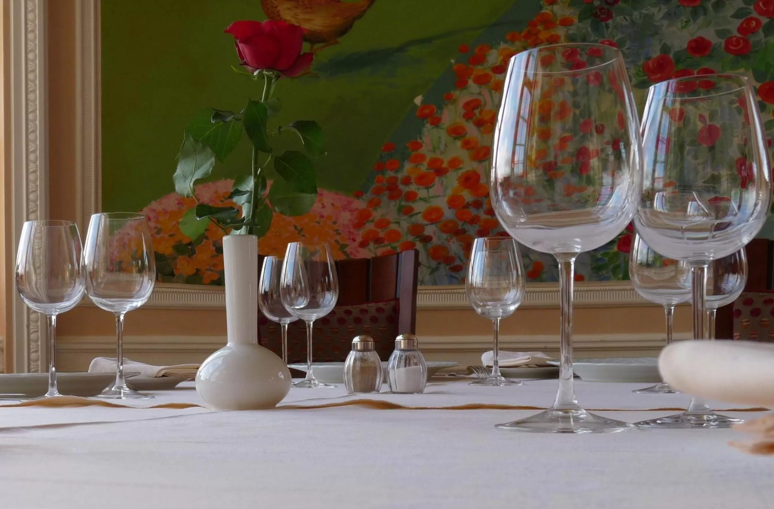 Restaurant/places to eat in Château de la Râpée Hôtel restaurant