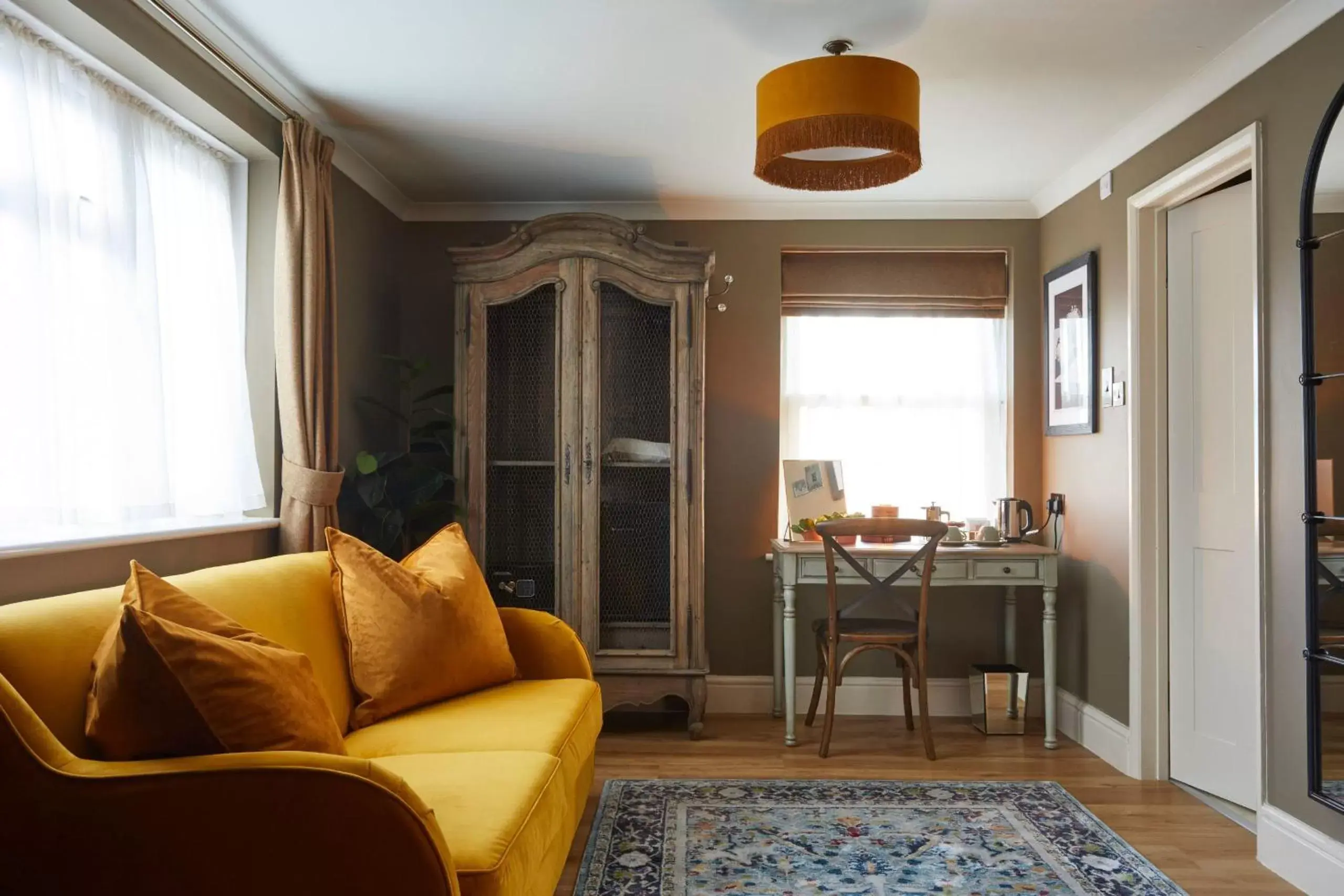 Bedroom, Seating Area in The Quarrymans Arms