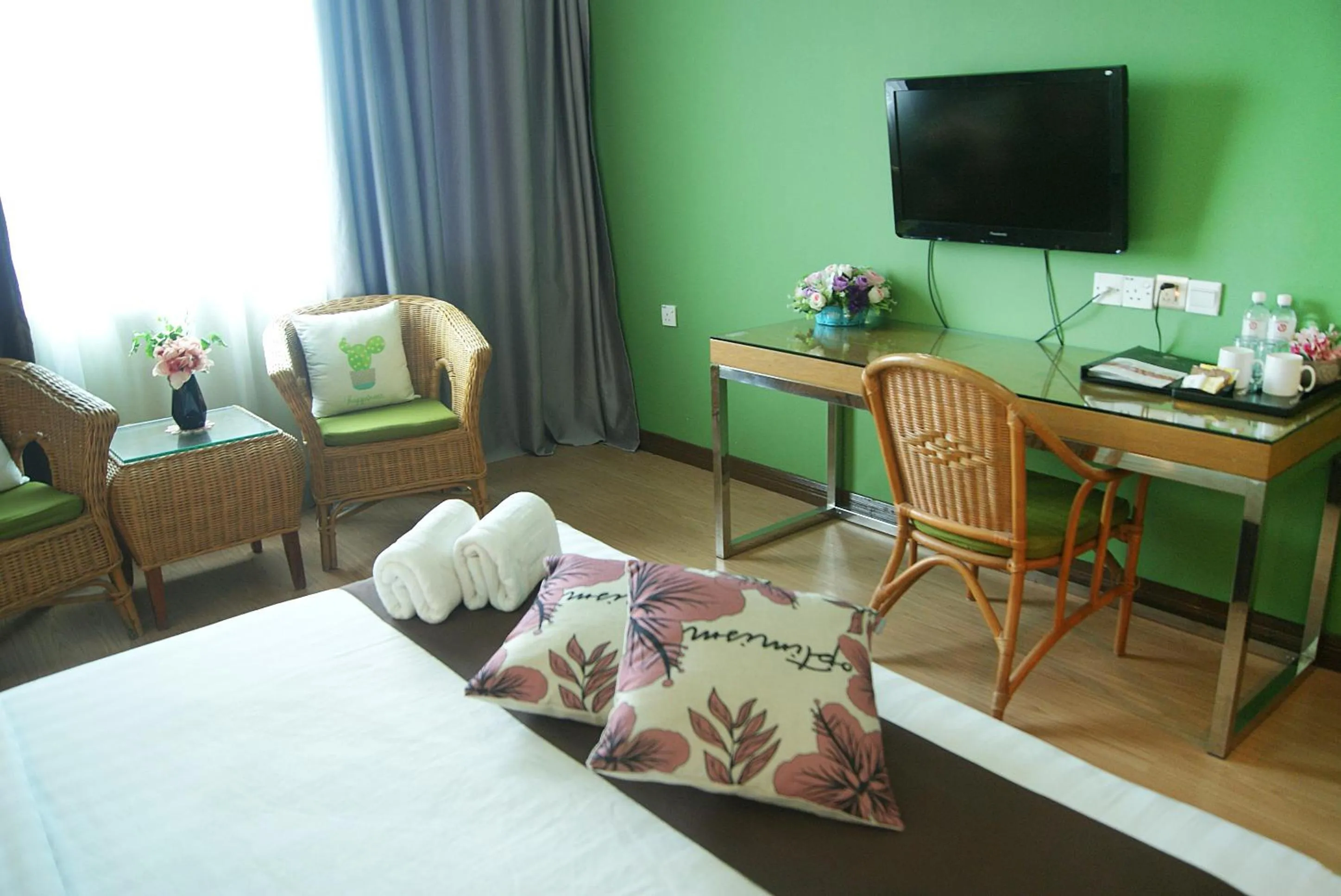 Bed in Tang Dynasty Park Hotel