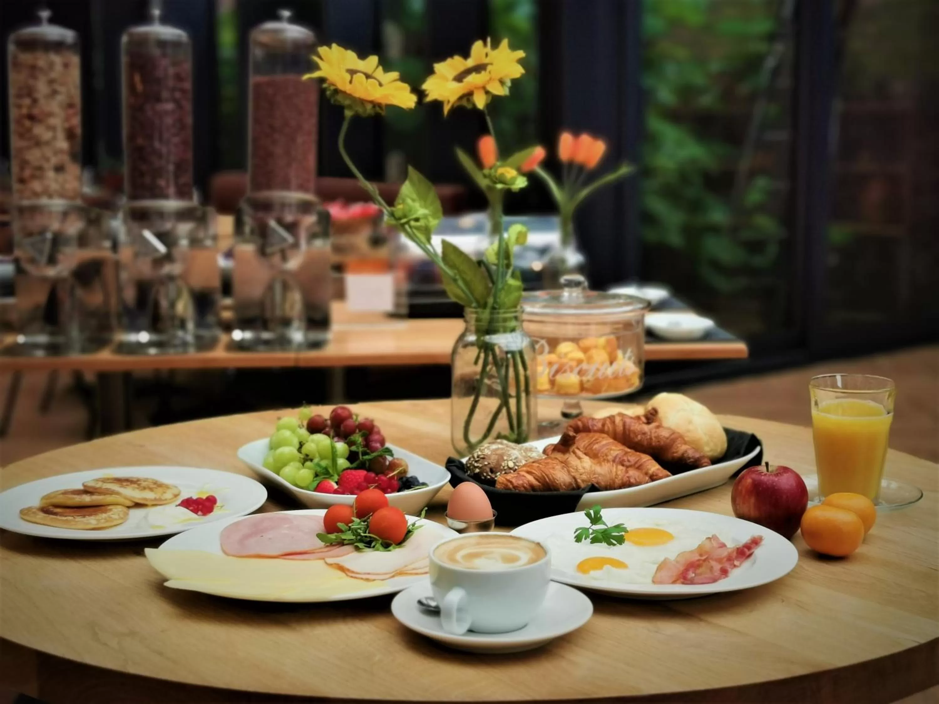 Breakfast in Chasse Boutique Hotel