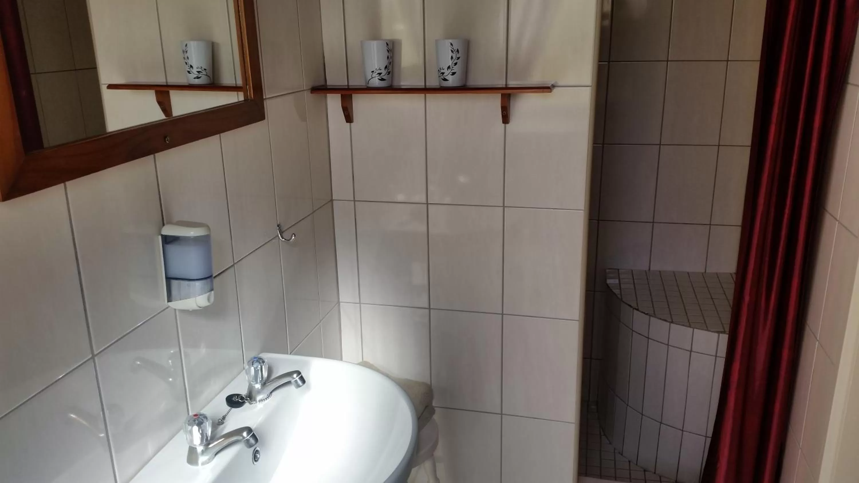 Bathroom in Pension d'Avignon