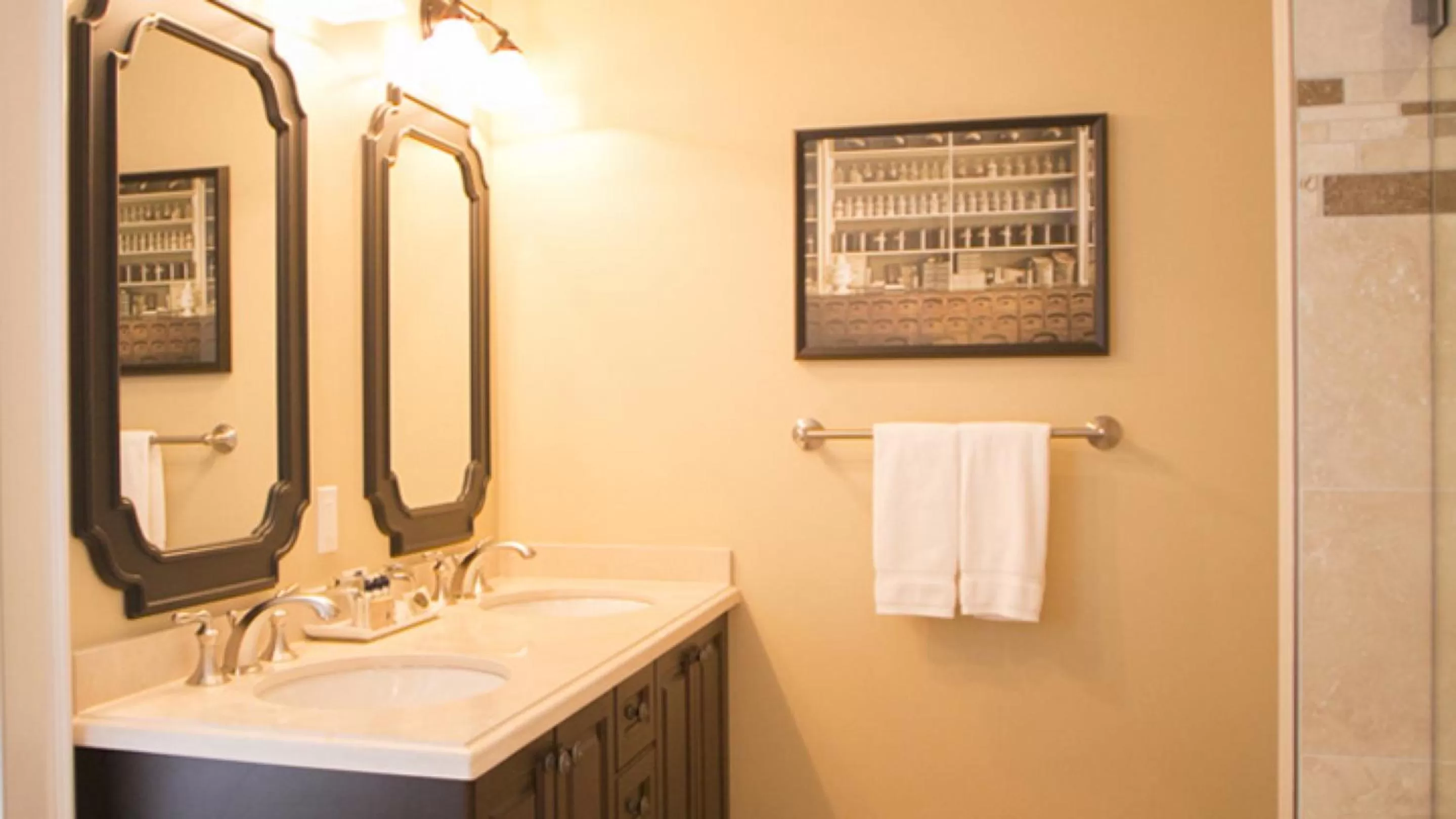 Bathroom in 124 on Queen Hotel & Spa