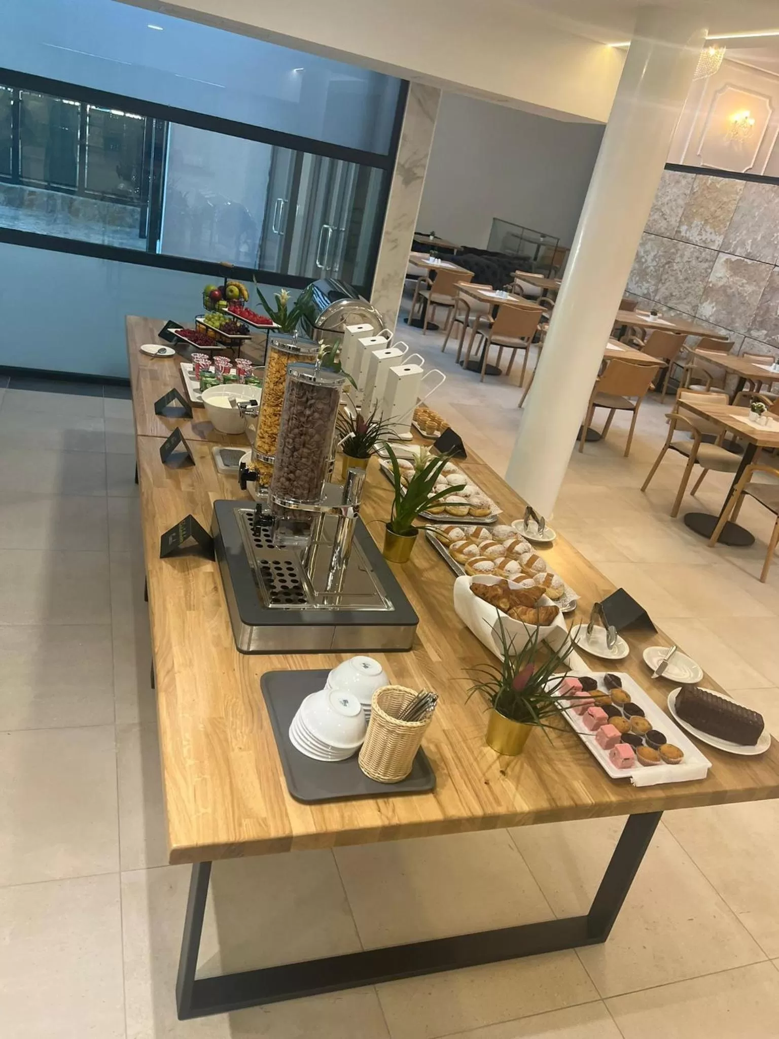 Breakfast in Gartenhotel Altmannsdorf