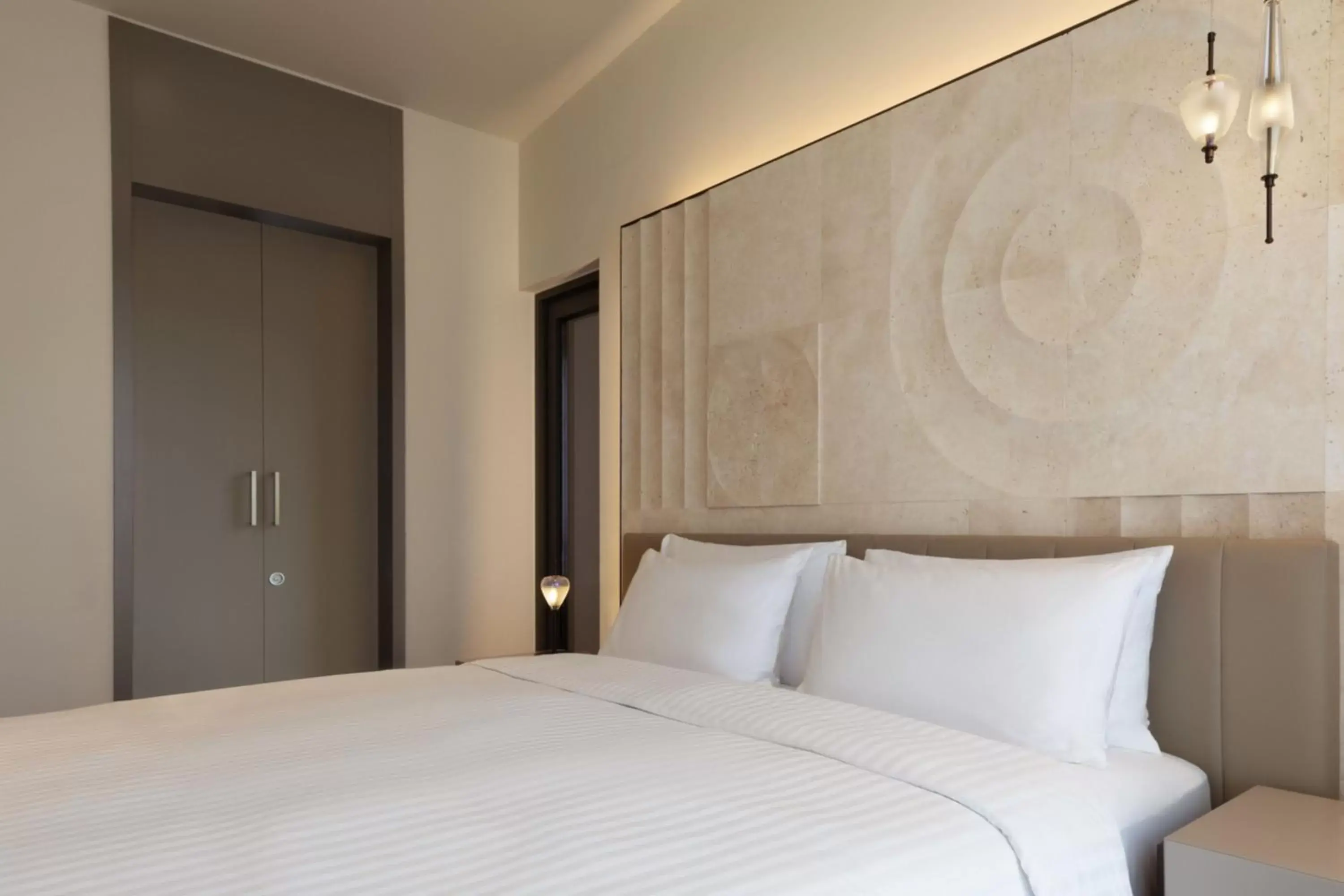 Bedroom, Bed in Marriott Executive Apartments Istanbul Fulya