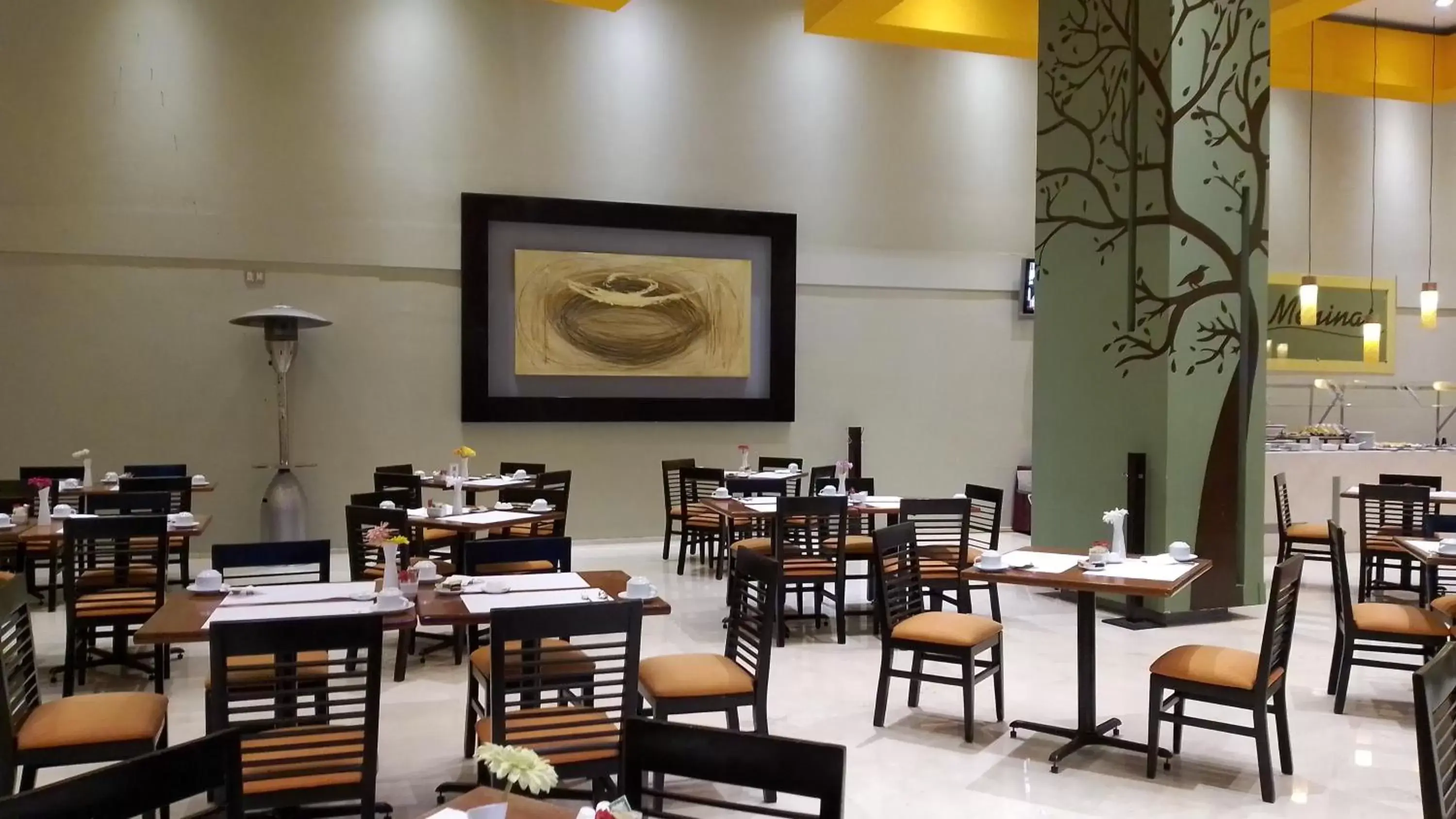 Restaurant/Places to Eat in Holiday Inn Puebla Finsa, an IHG Hotel