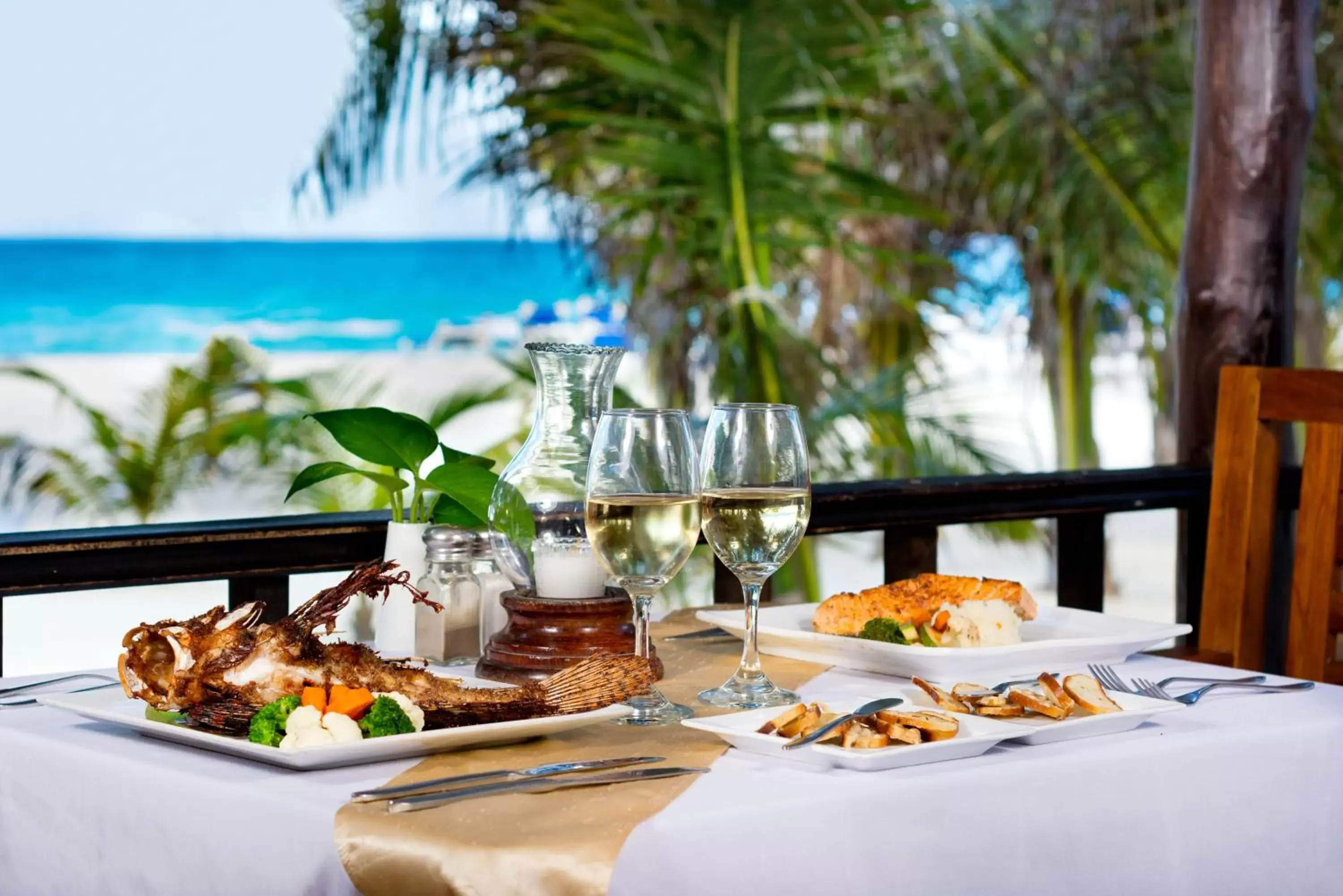 Restaurant/places to eat in Flamingo Cancun Resort