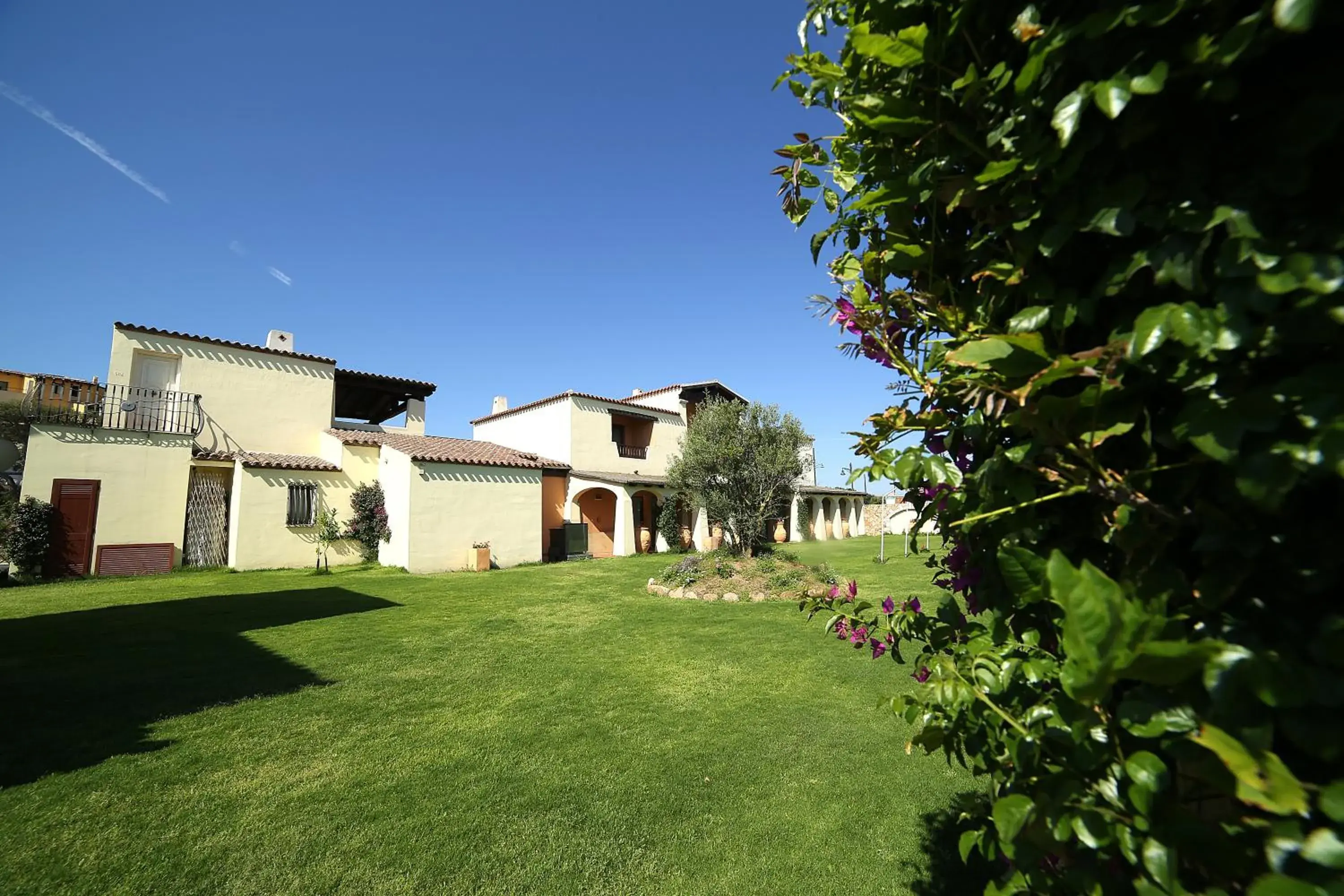 Garden, Property Building in Hotel Speraesole