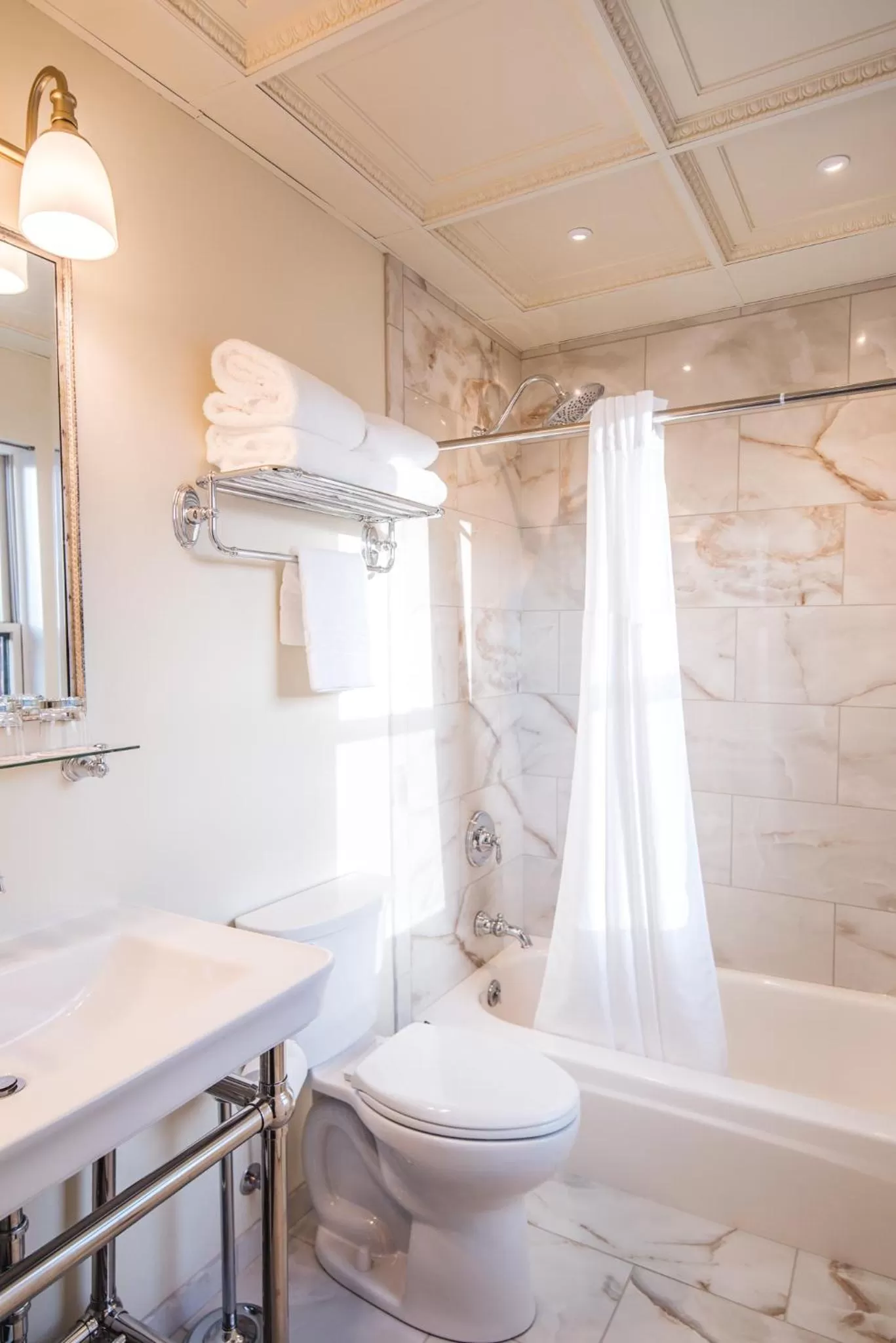 Bathroom in The Pollard Hotel