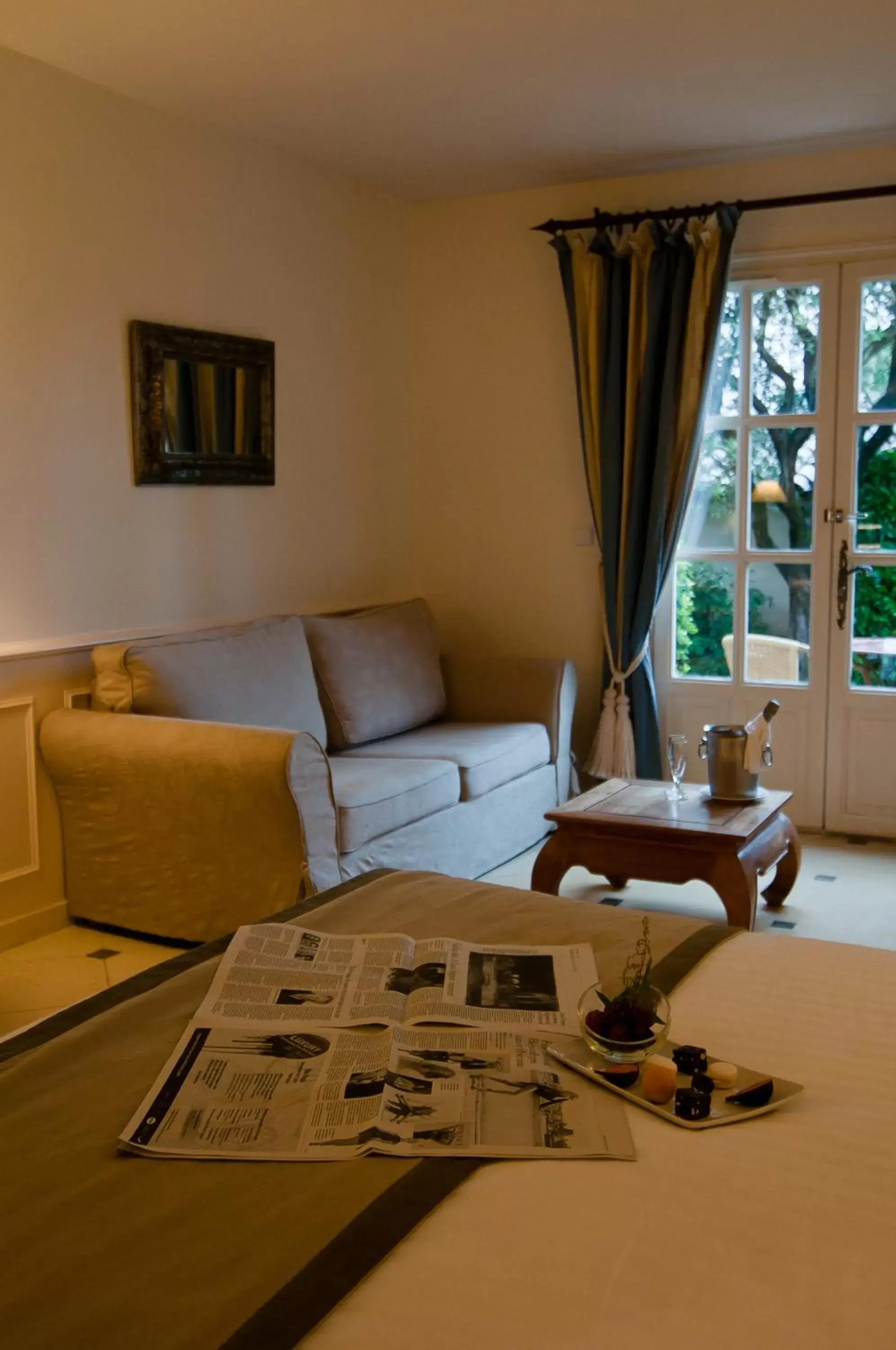 Living room, Seating Area in Hôtel De Mougins