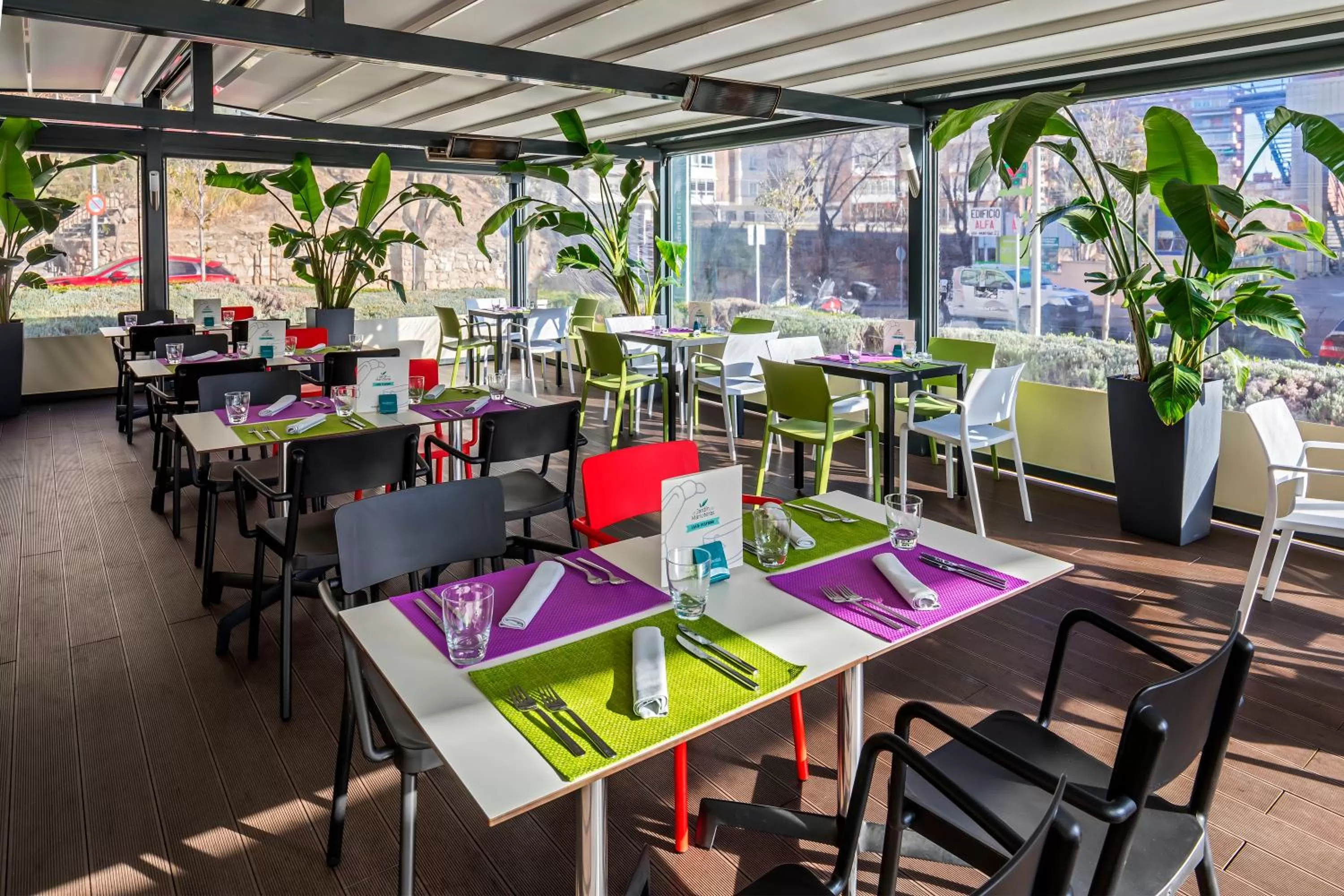 Restaurant/places to eat in Hotel Zentral Castellana Norte