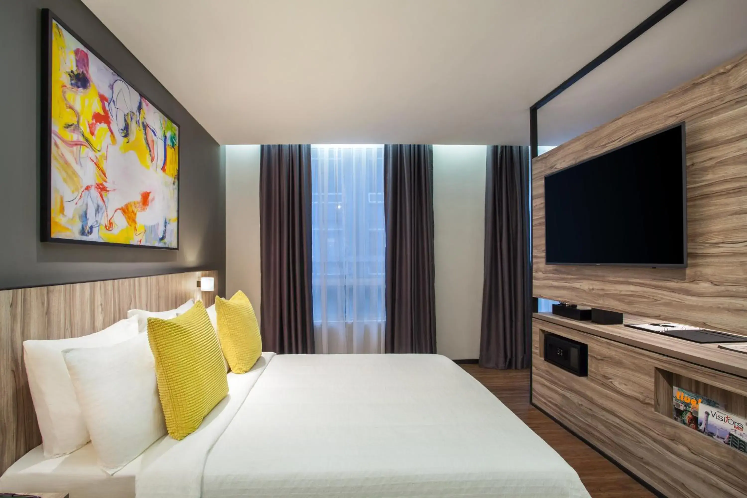 Bed in Days Hotel & Suites by Wyndham Fraser Business Park KL
