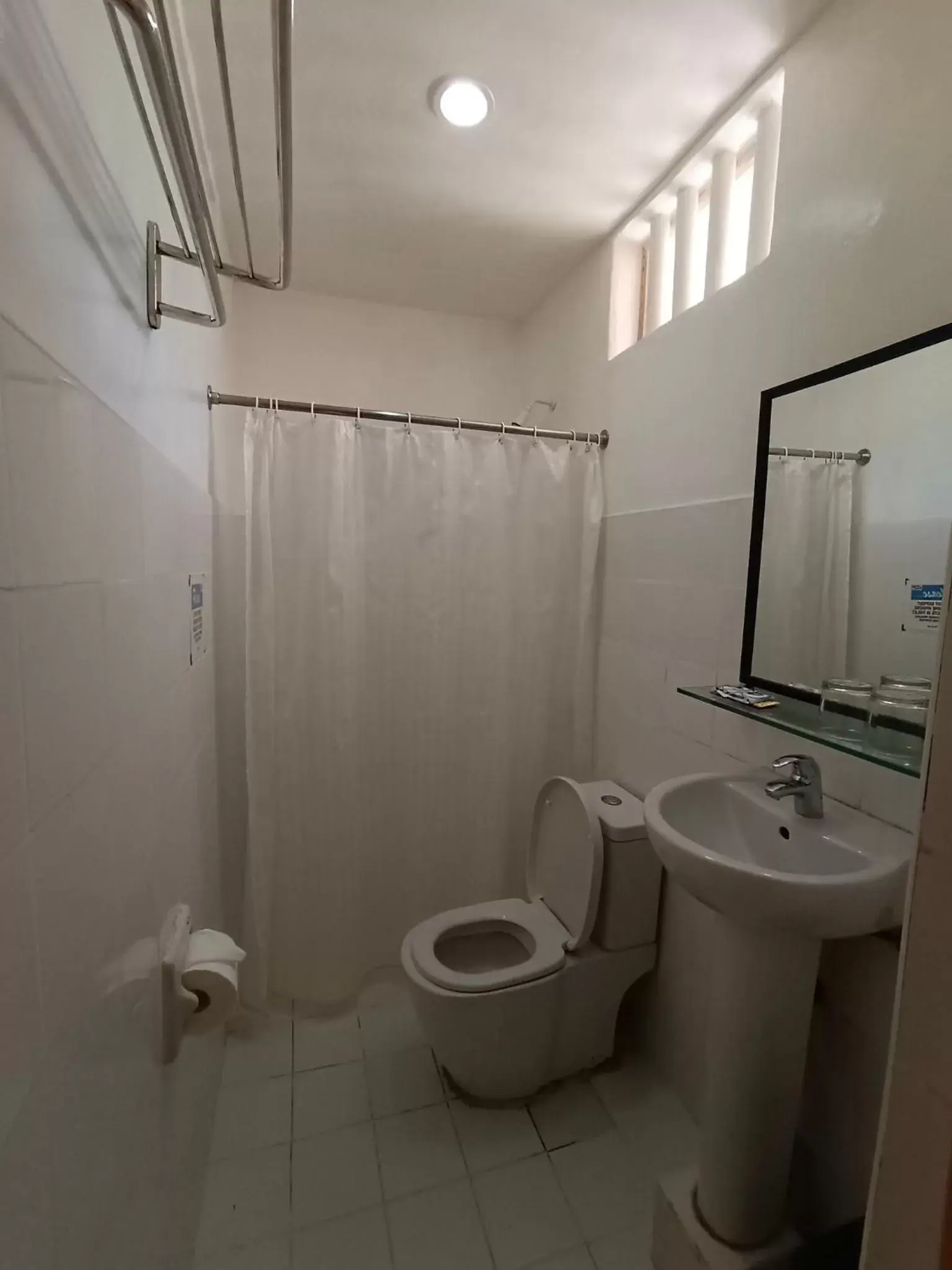 Bathroom in Malapascua Exotic Island Dive Resort
