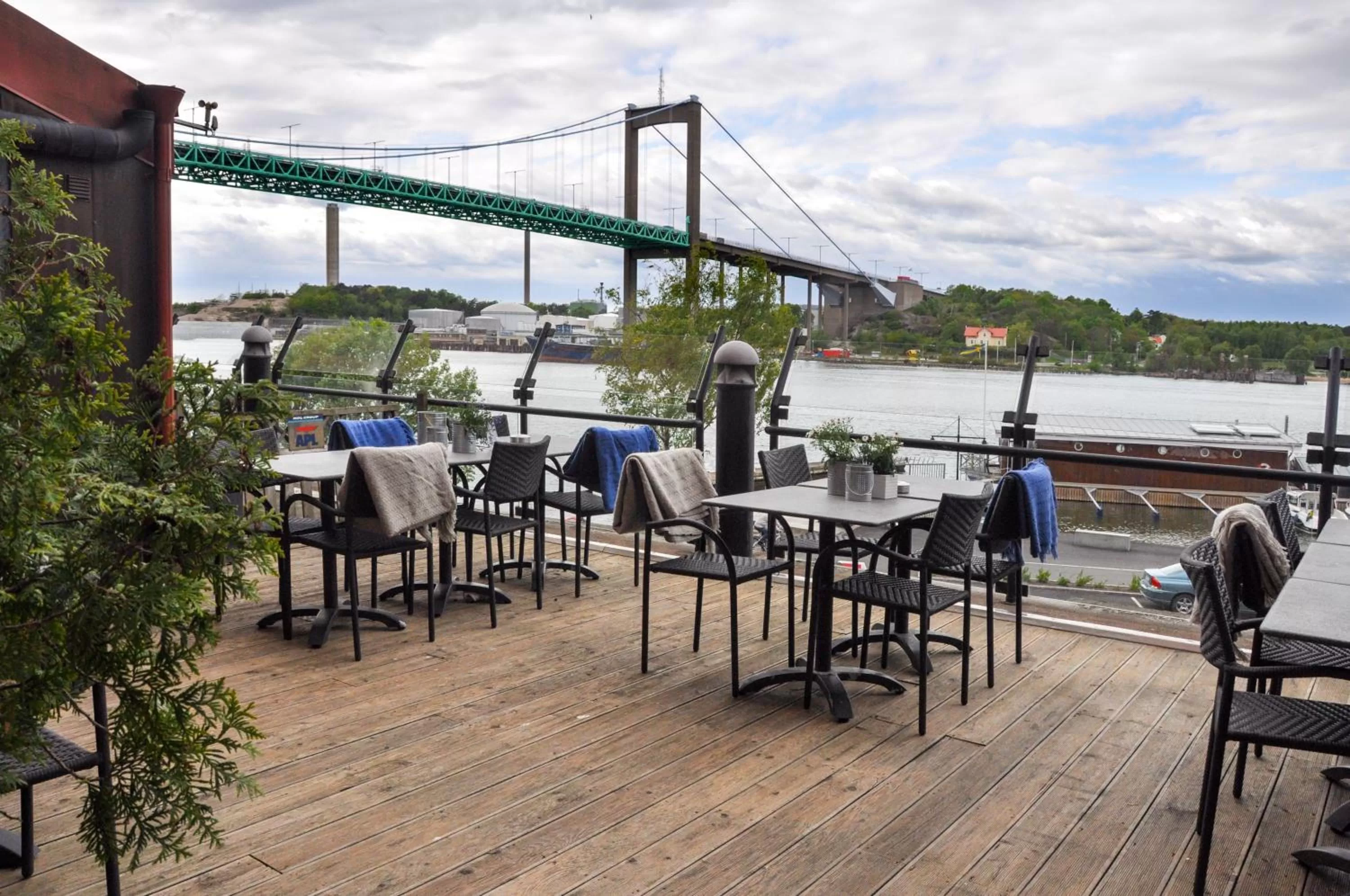 Patio in Quality Hotel Waterfront