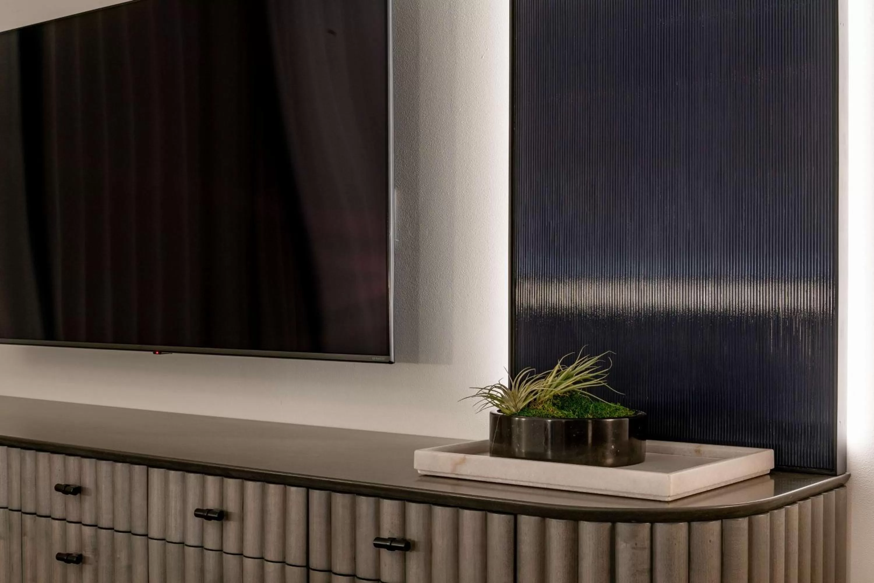 Bed in The Morrow Washington Dc, Curio Collection By Hilton