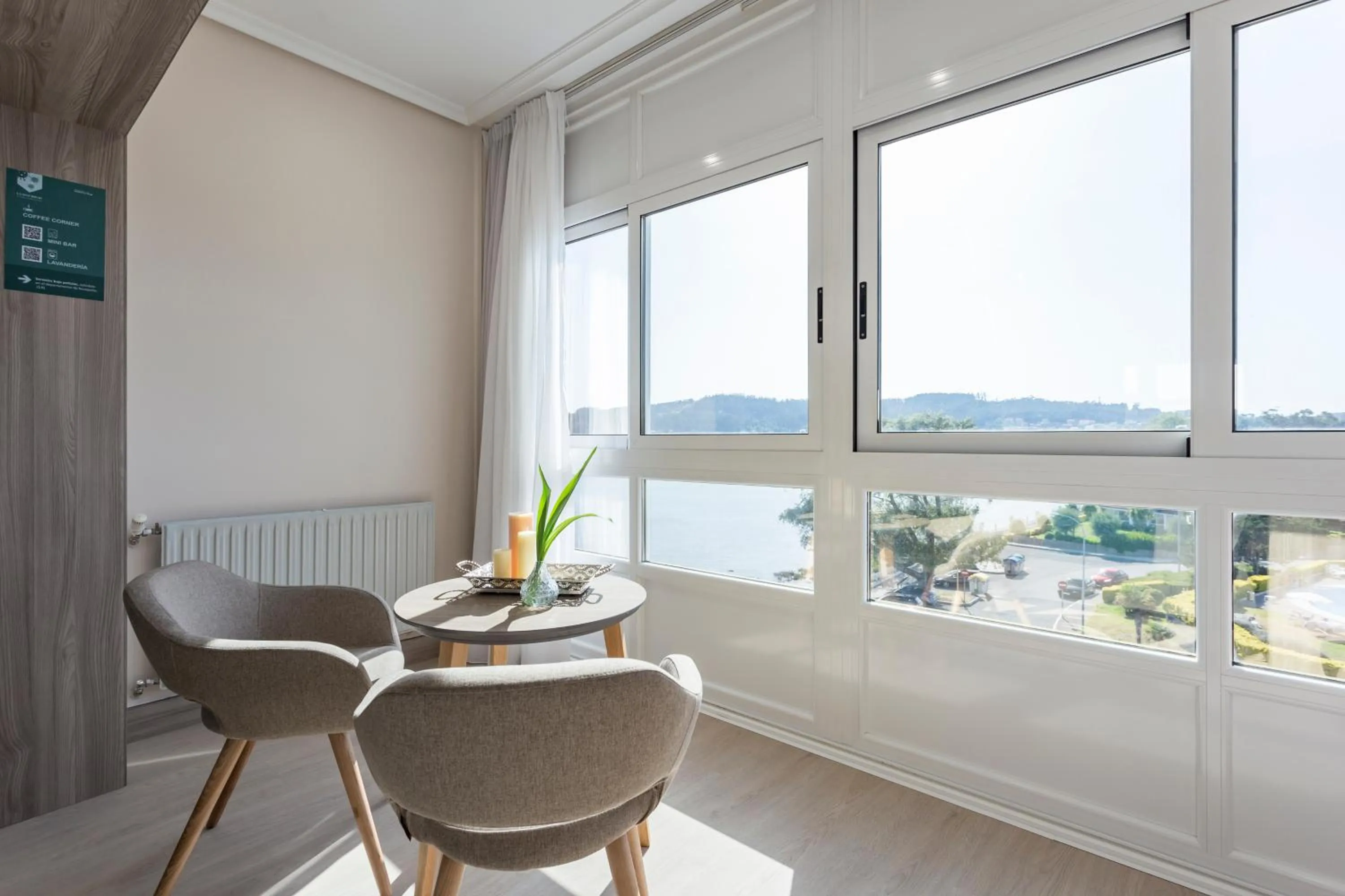 Photo of the whole room in Eurostars Louxo Talaso