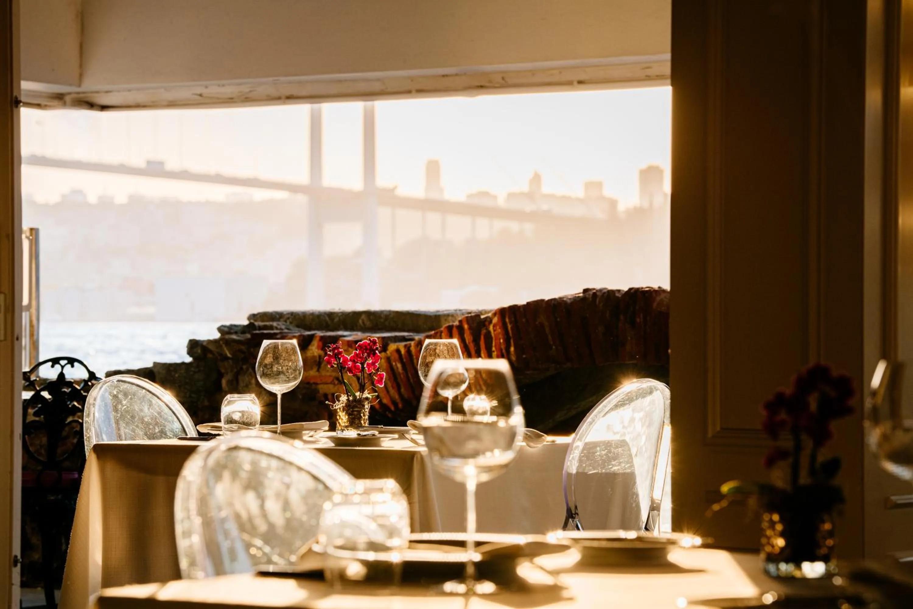 Restaurant/places to eat in Bosphorus Palace Hotel