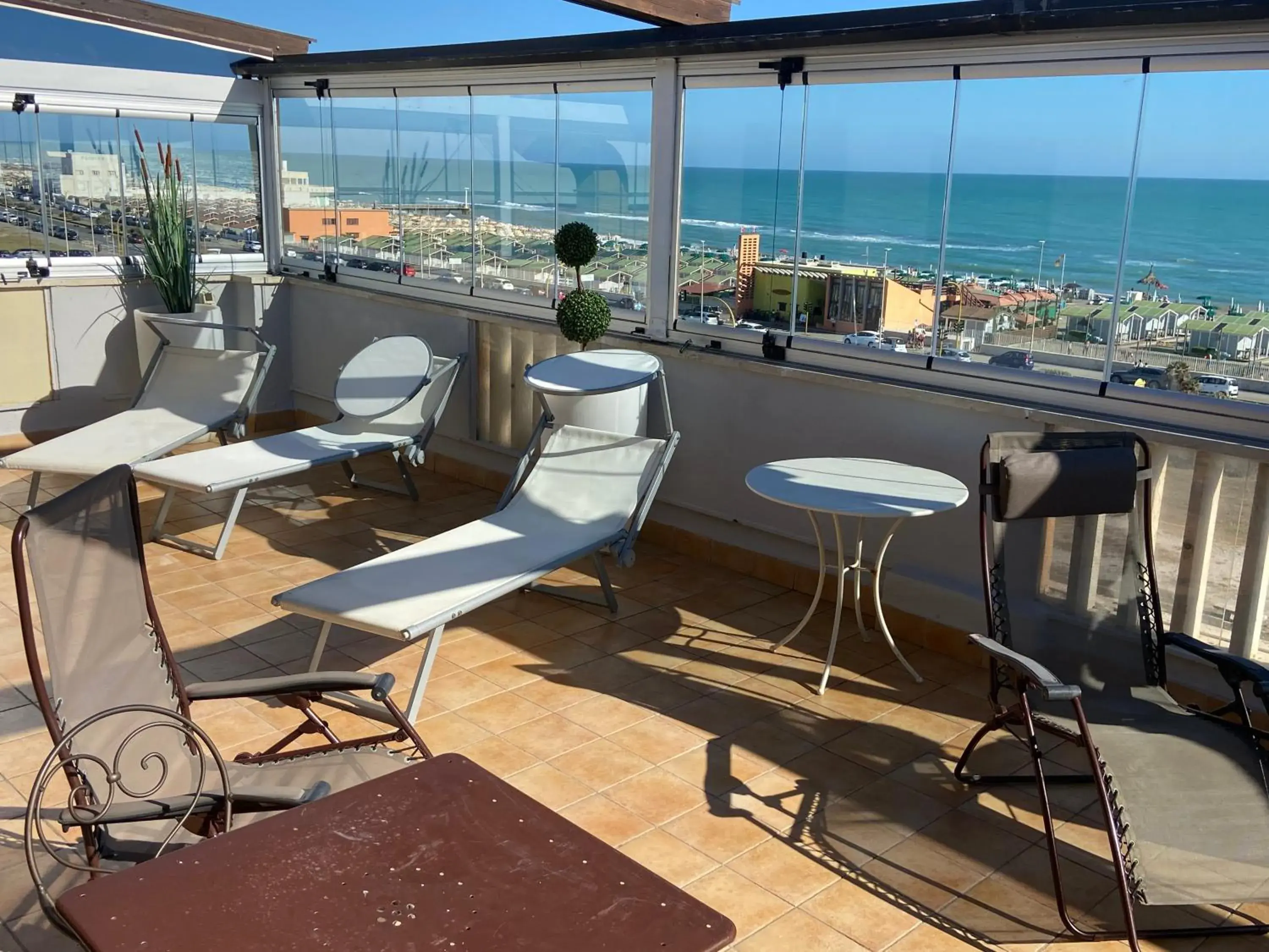 Balcony/Terrace, Restaurant/Places to Eat in Hotel Bellavista