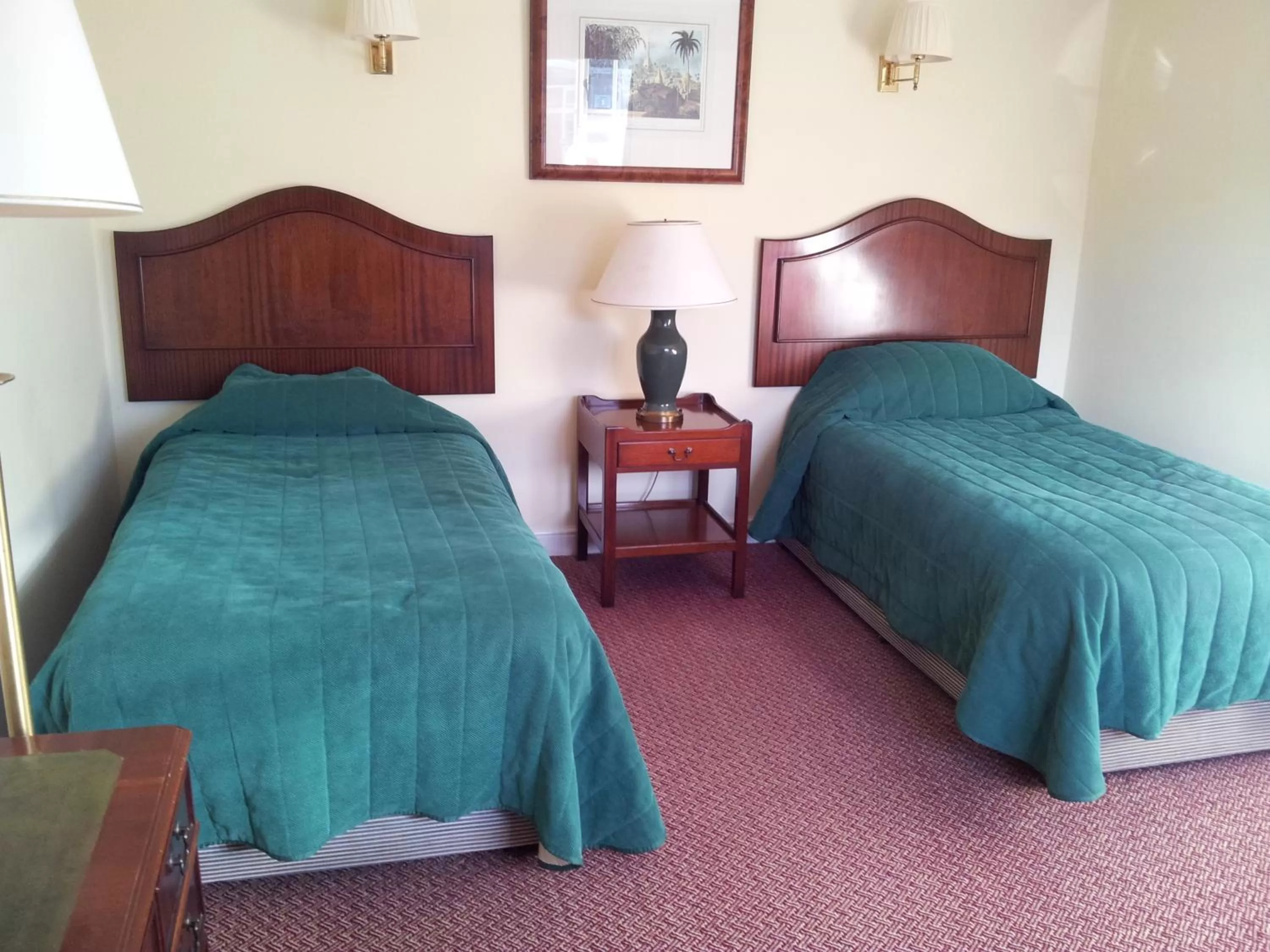 Photo of the whole room in Red Lion Dunston