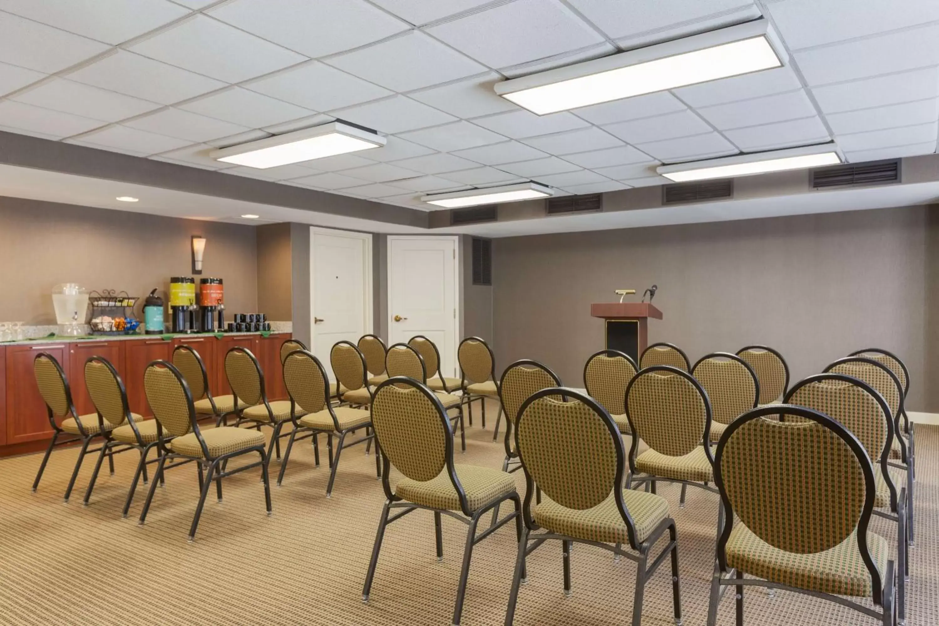Meeting/conference room in Hilton Garden Inn Lancaster