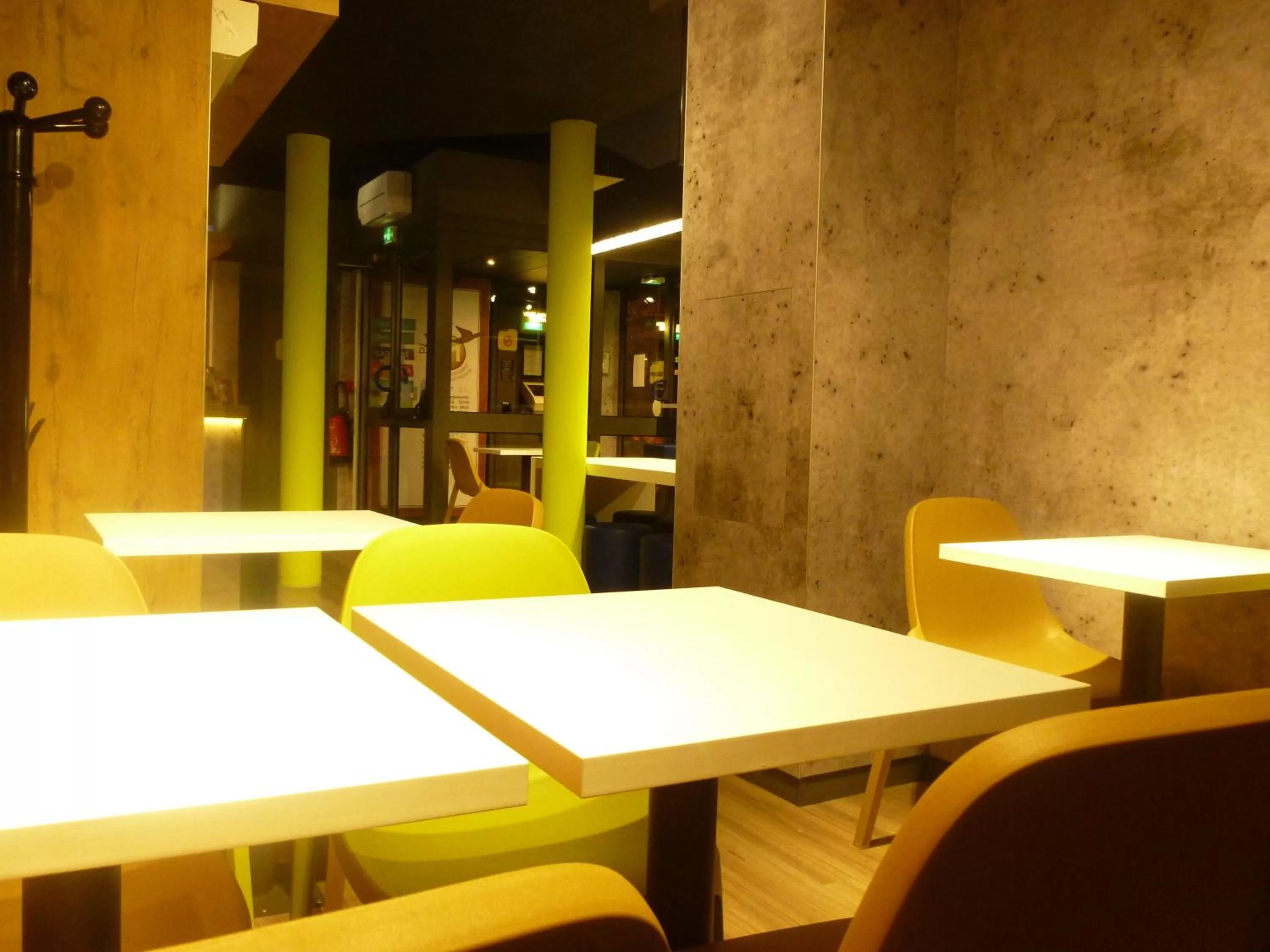 Restaurant/places to eat in Ibis budget Dunkerque Grande Synthe