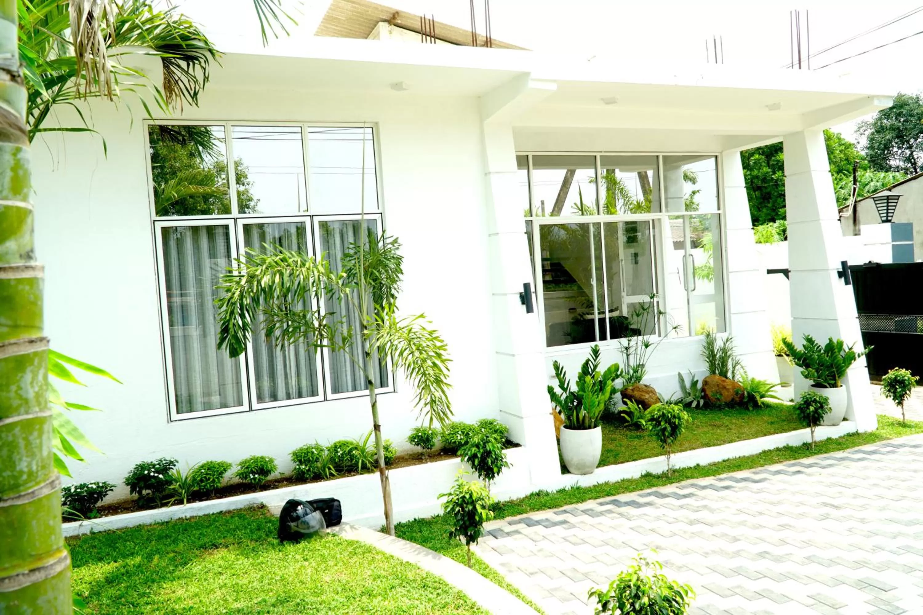 Airport 4 Season Transit Hotel