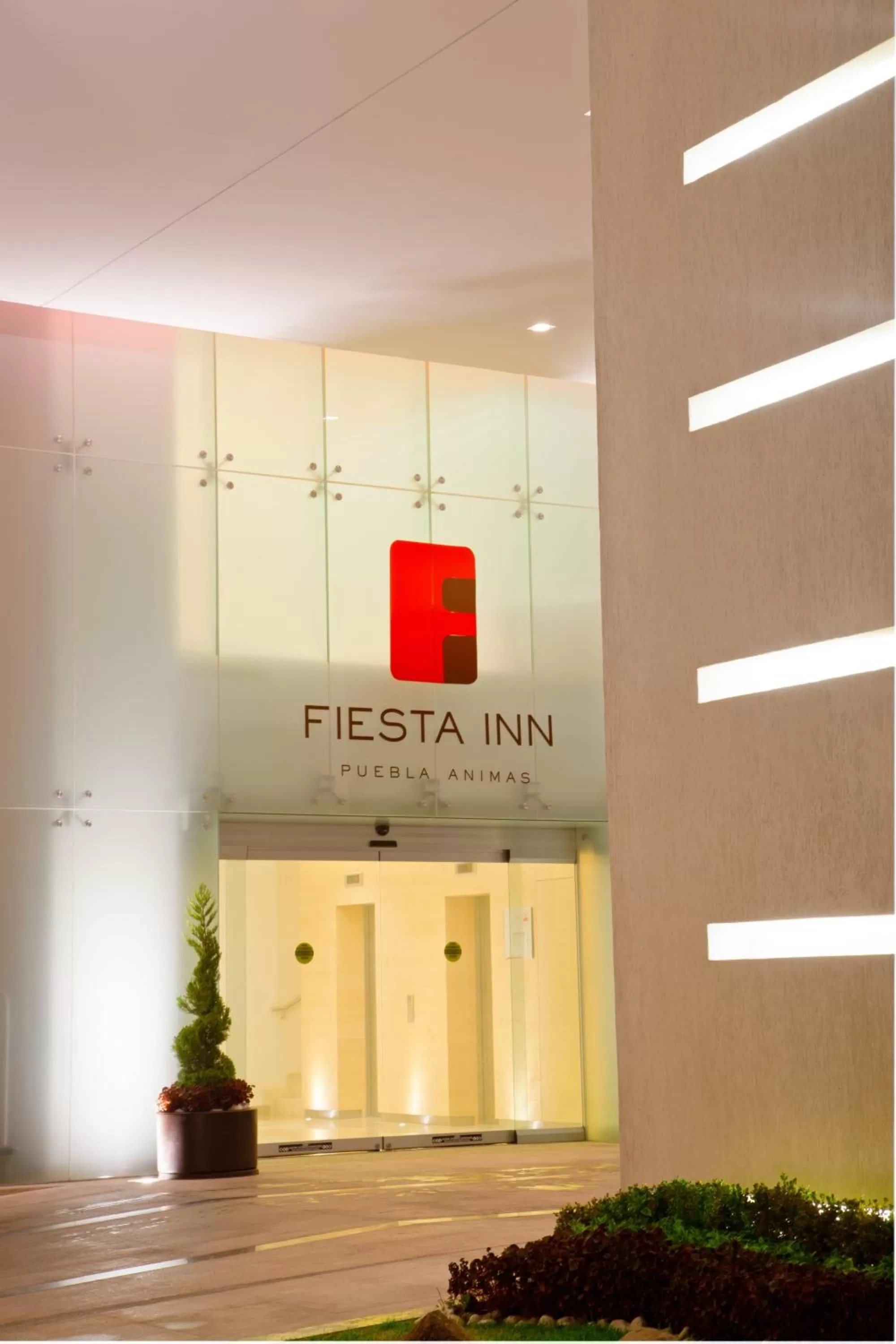 Property building in Fiesta Inn Puebla Las Animas