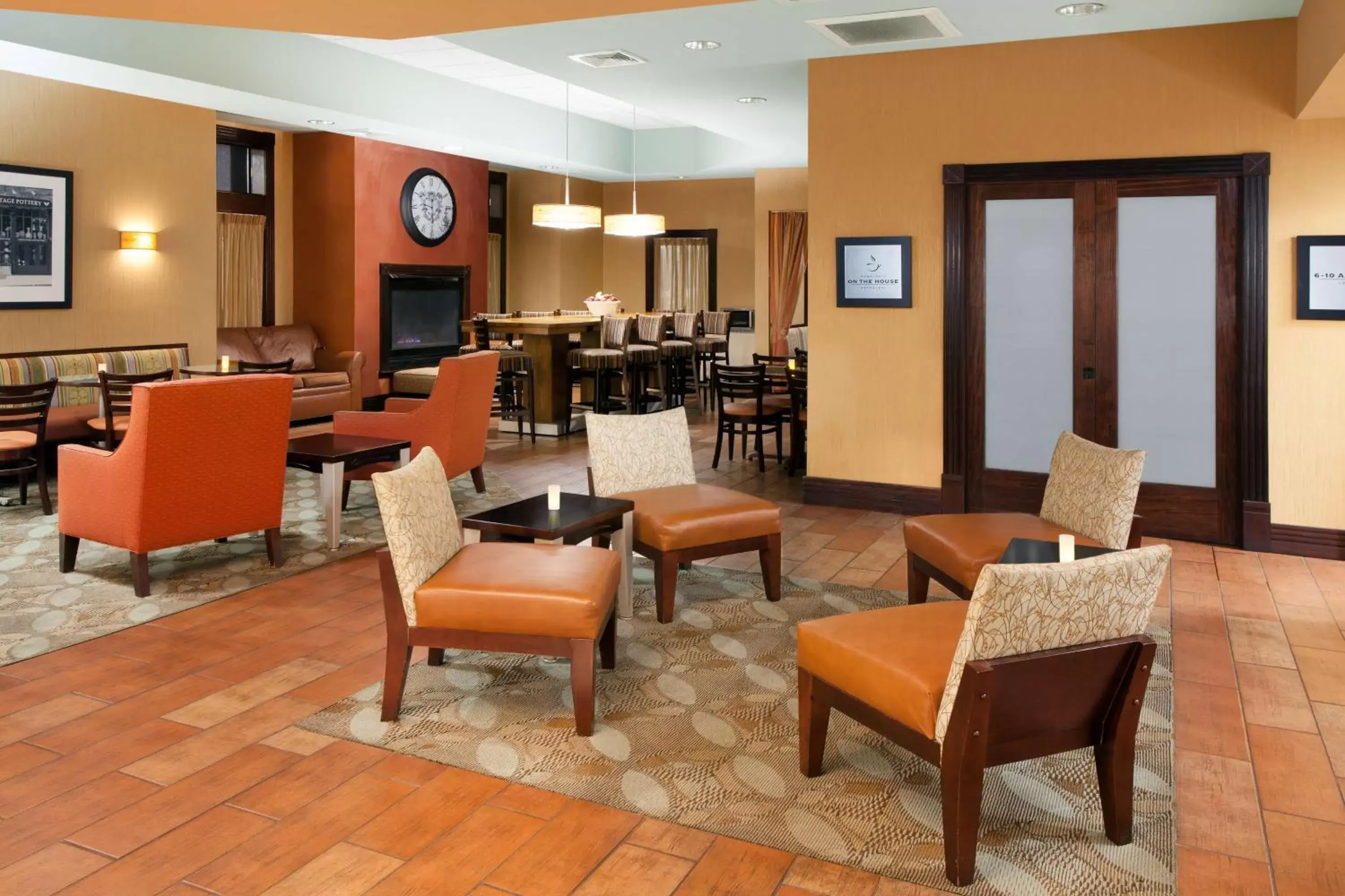Lobby or reception, Restaurant/Places to Eat in Hampton Inn Birch Run