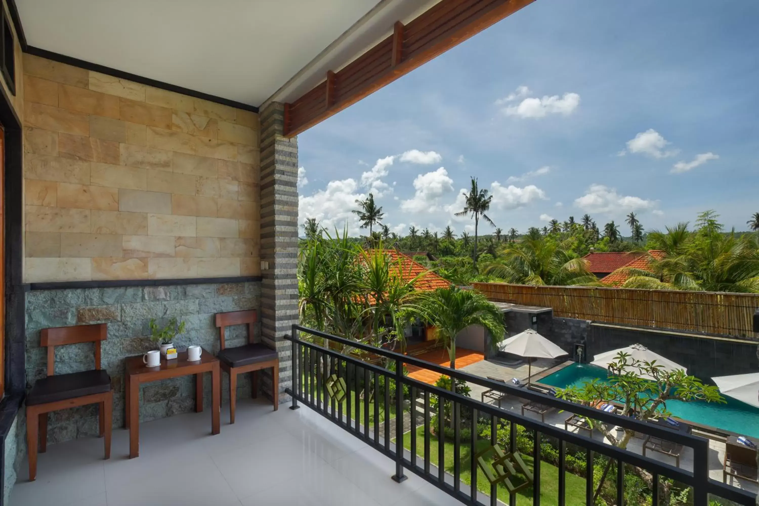 Deluxe Double or Twin Room with Balcony in Hotel Arsa Santhi Nusa Penida Deluxe Double or Twin Room with Balcony in Hotel Arsa Santhi Nusa Penida