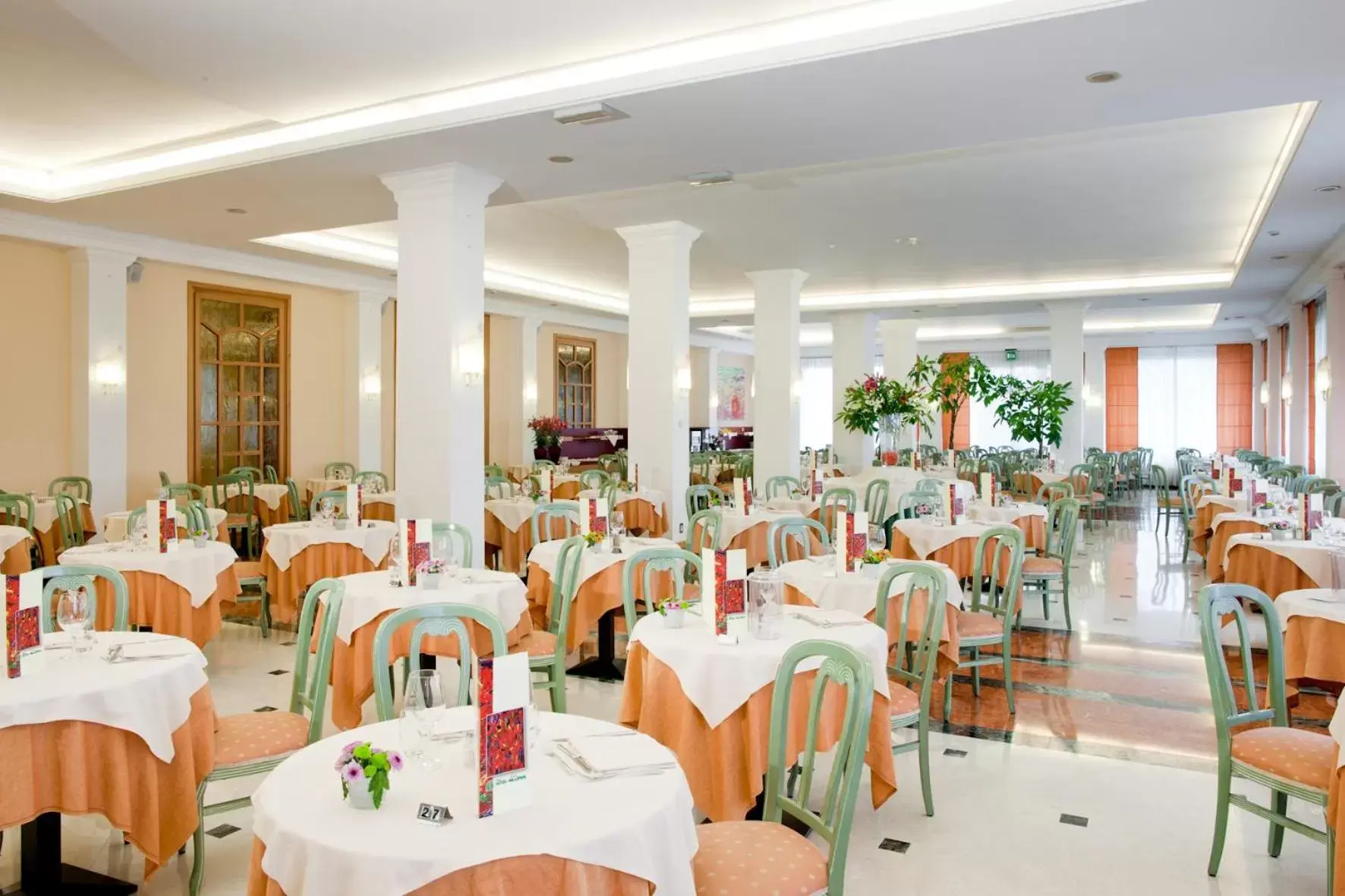 Restaurant/Places to Eat in Hotel Terme Millepini