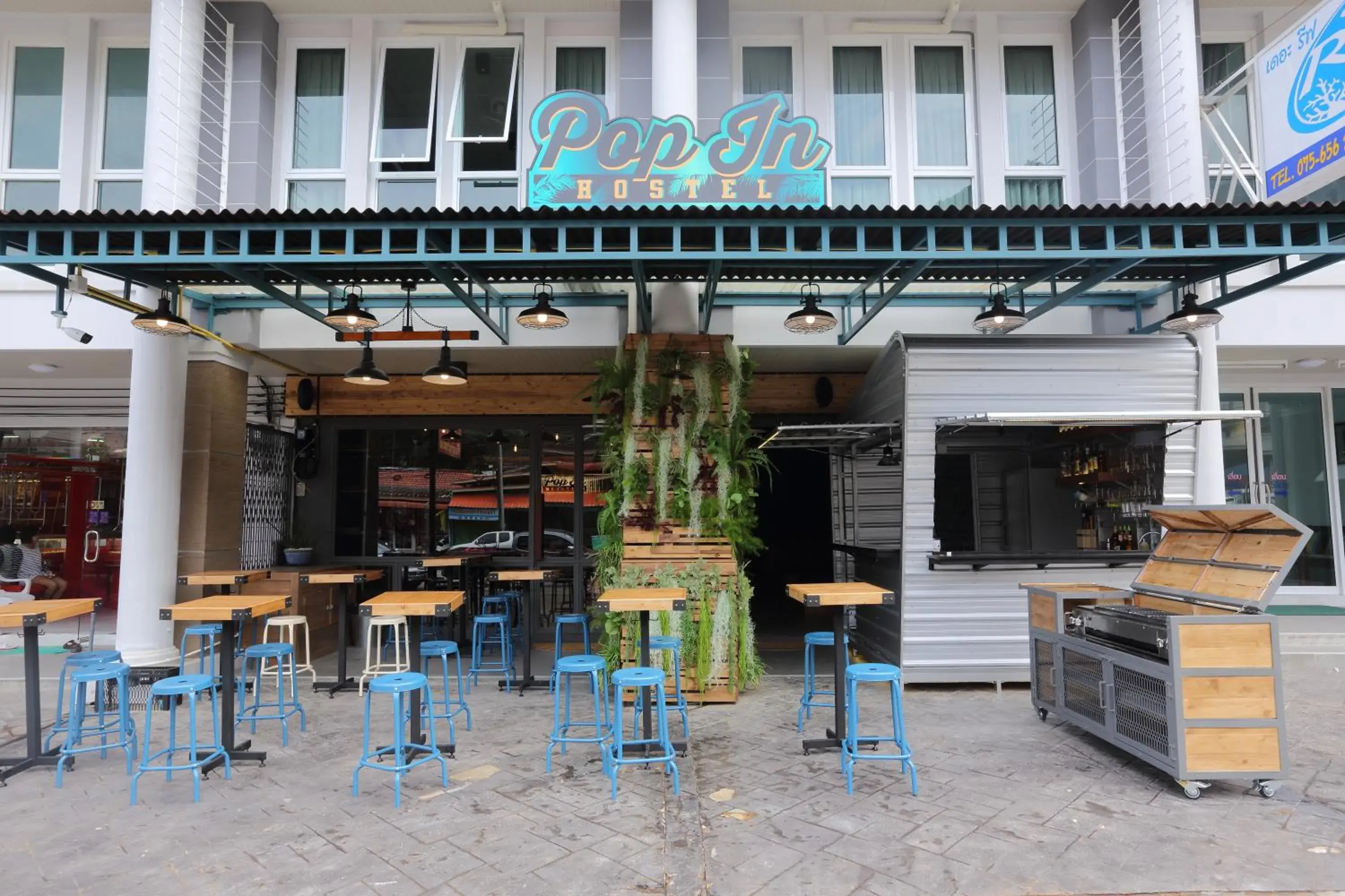 Restaurant/places to eat, Lounge/Bar in Pop-in Aonang