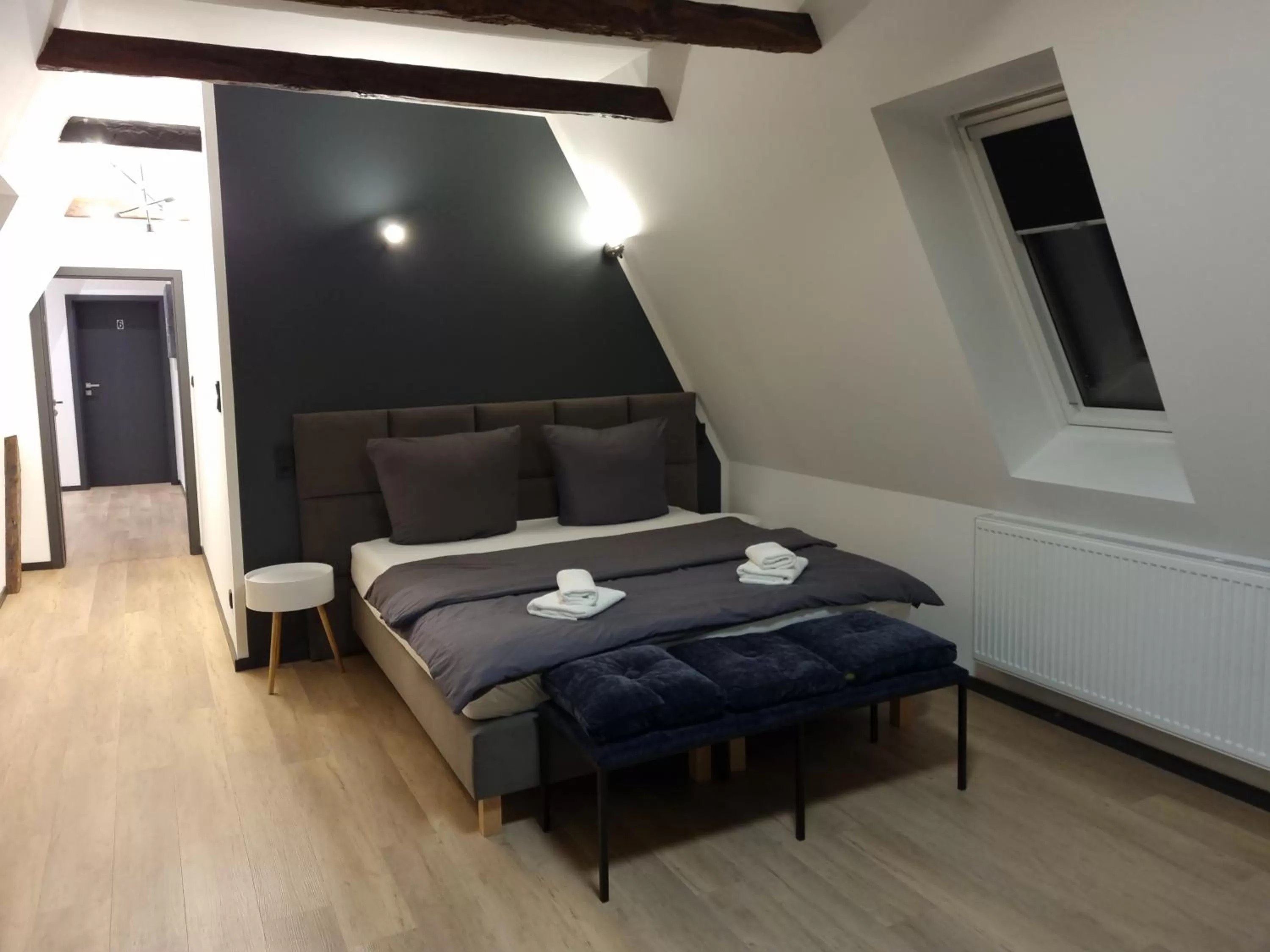 Bed in Hotel Zur Krone