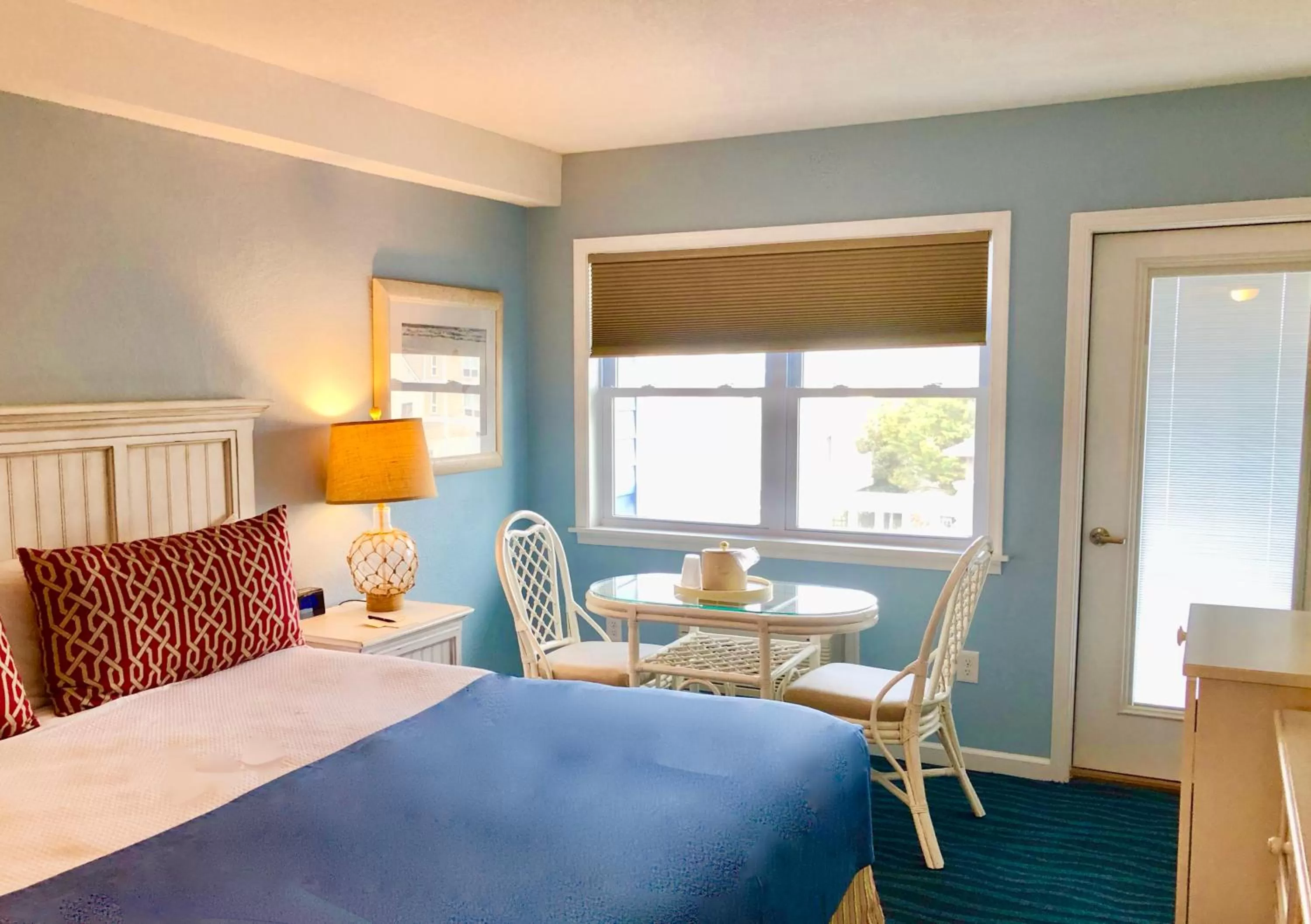 Bed in Atlantic View Hotel